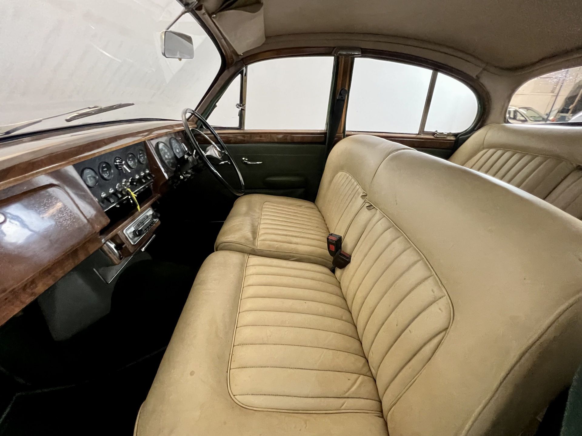 Daimler V8 - Image 26 of 31