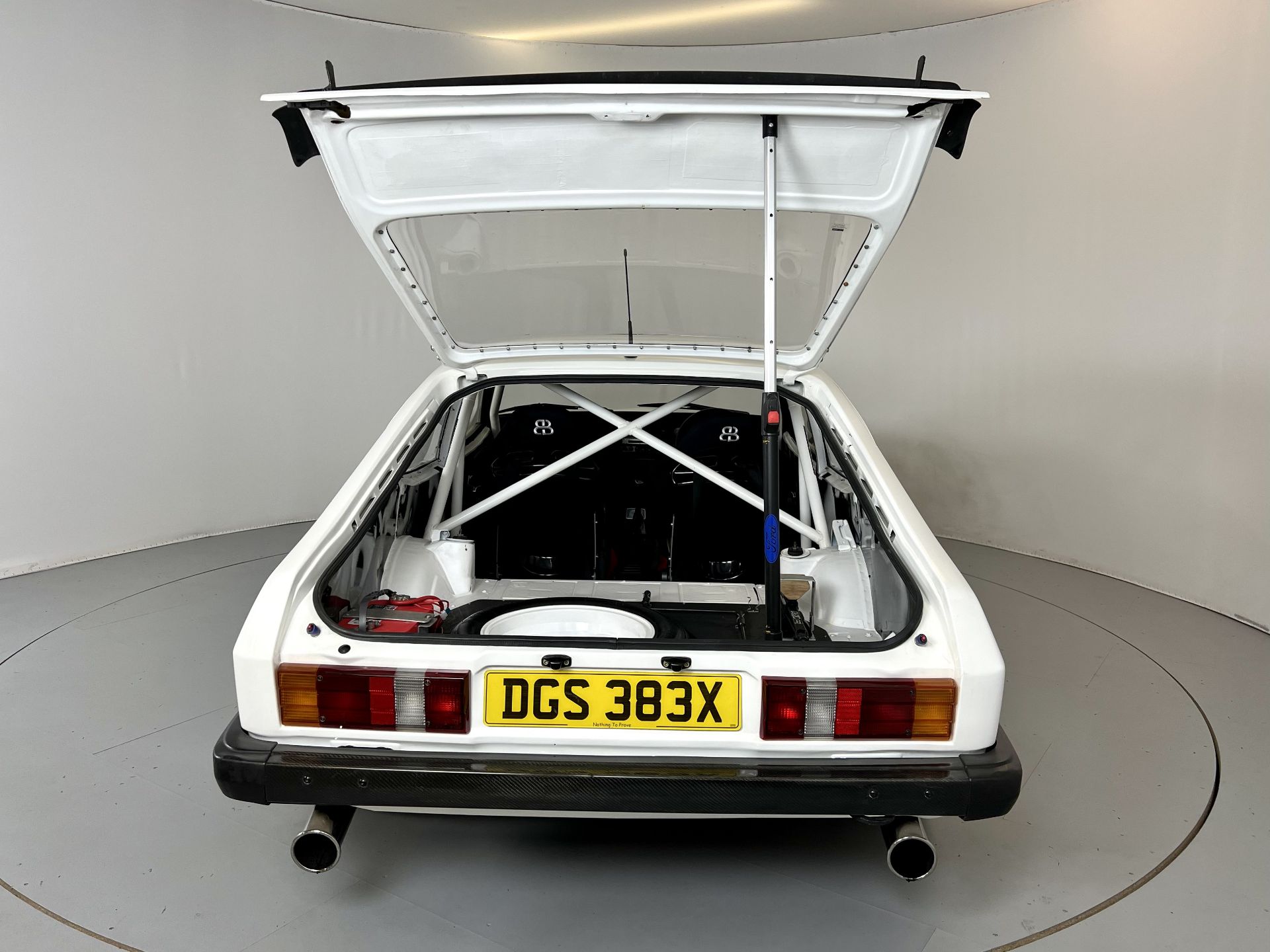 Ford Capri 3.0 S Xpack - Image 30 of 37