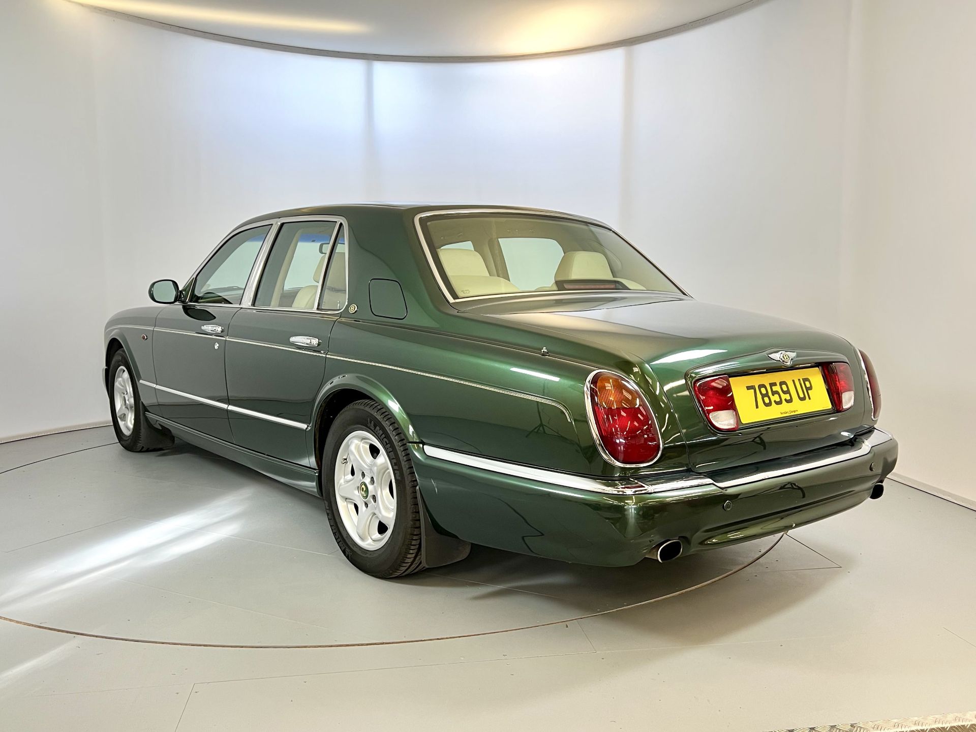 Bentley Arnage - Image 7 of 35