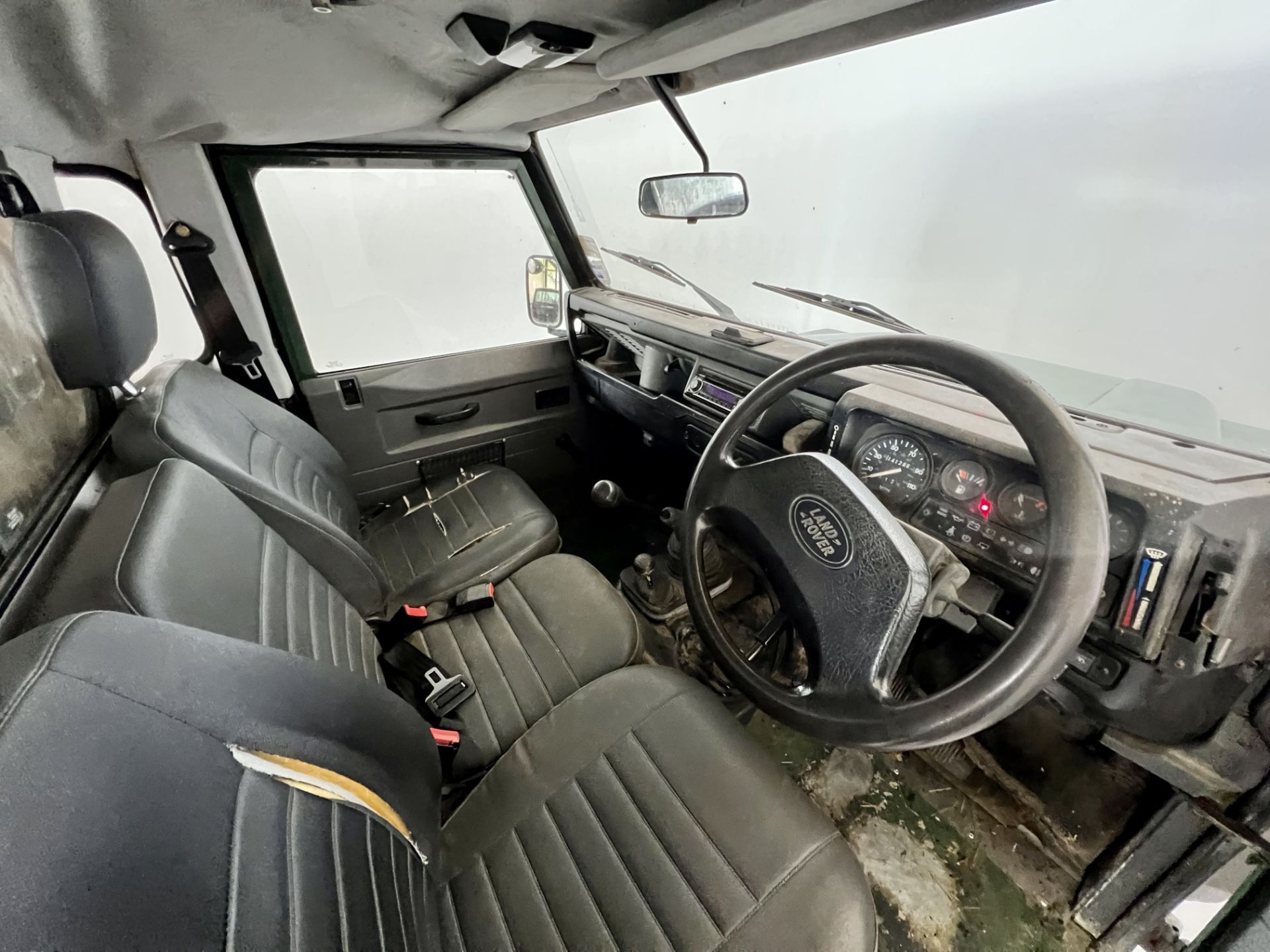 Land Rover Defender 110 - Image 18 of 23