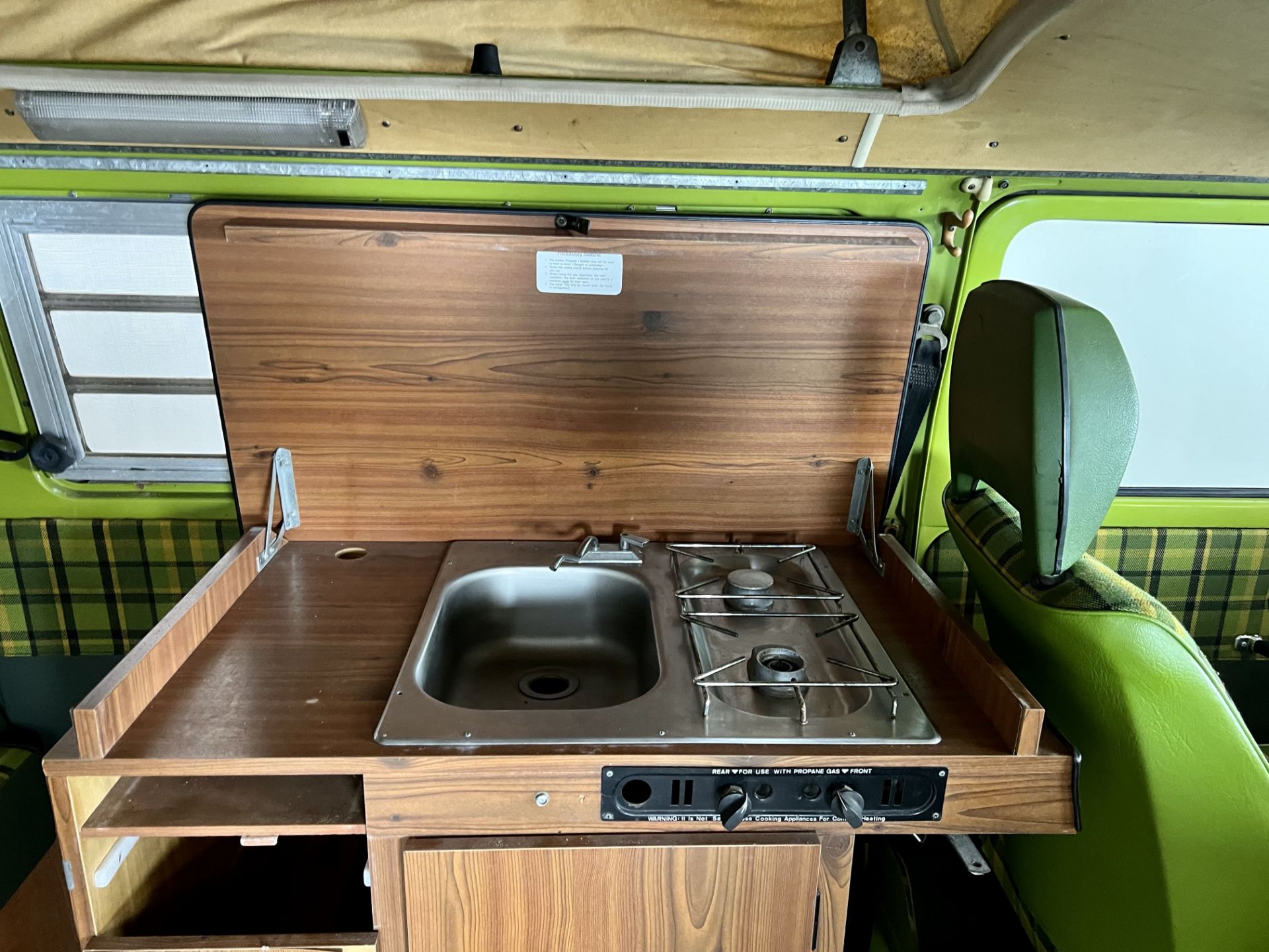 Volkswagen T2 Camper - Image 22 of 33