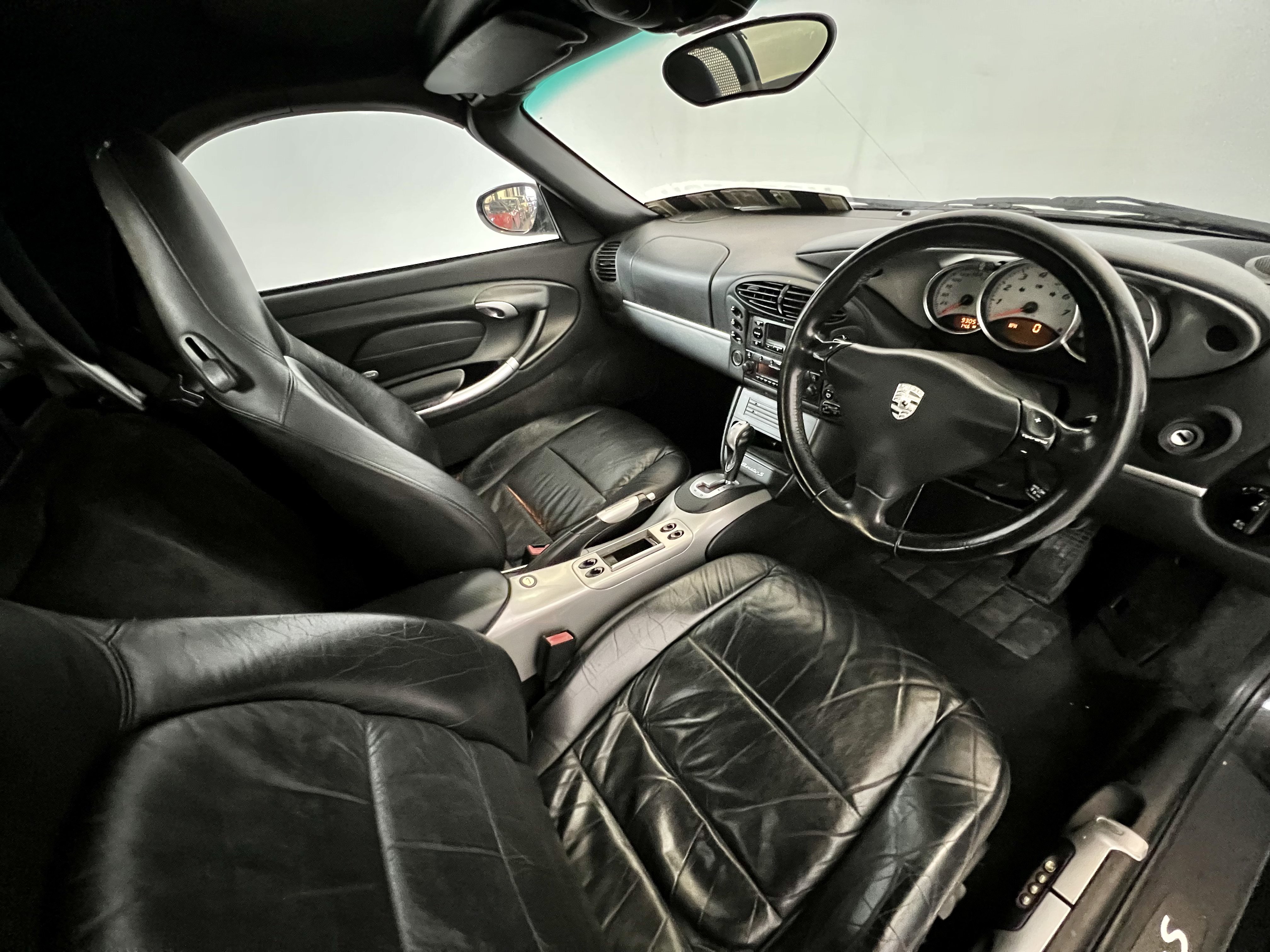 Porsche Boxster - Image 19 of 28