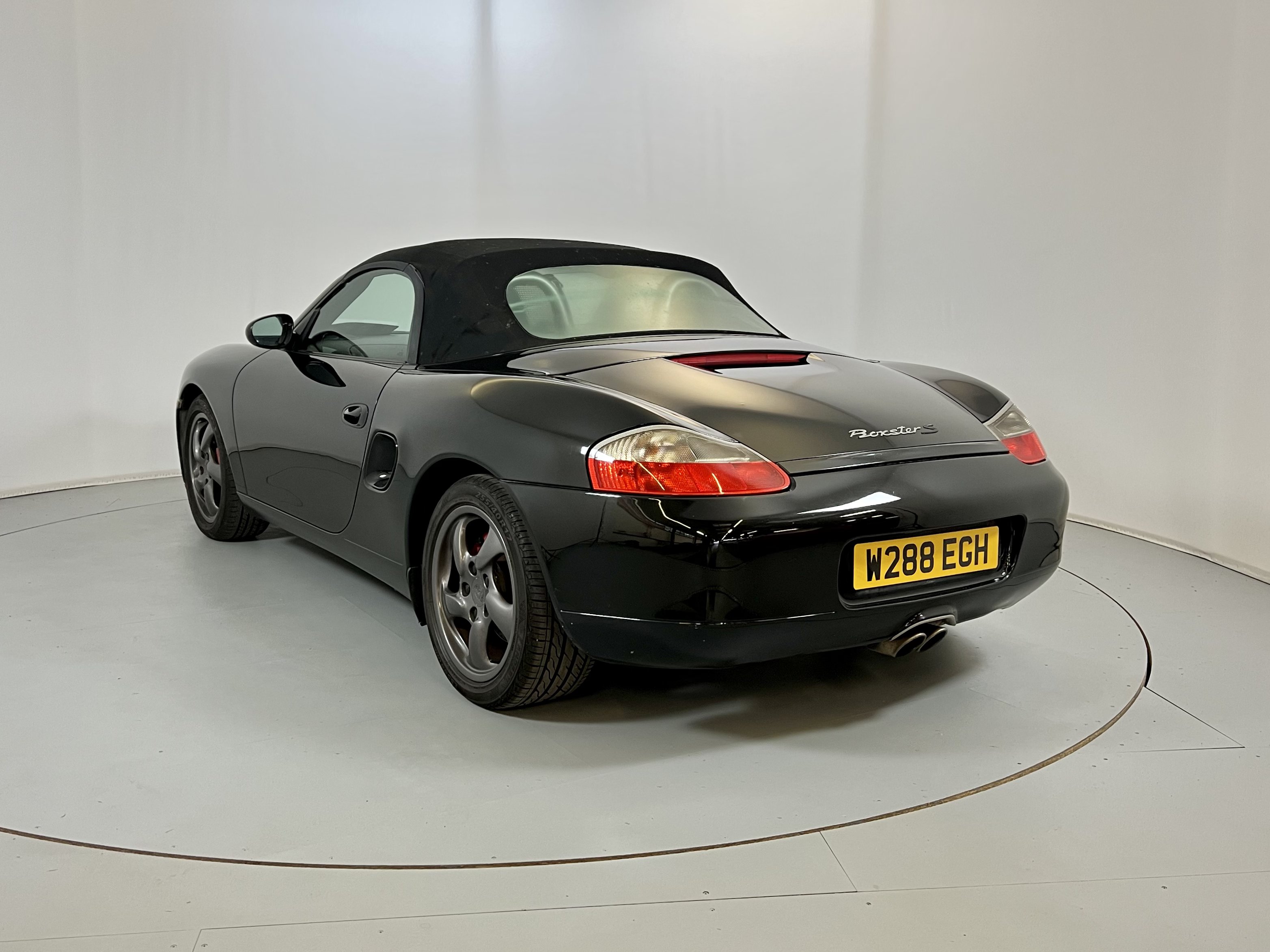 Porsche Boxster - Image 7 of 28