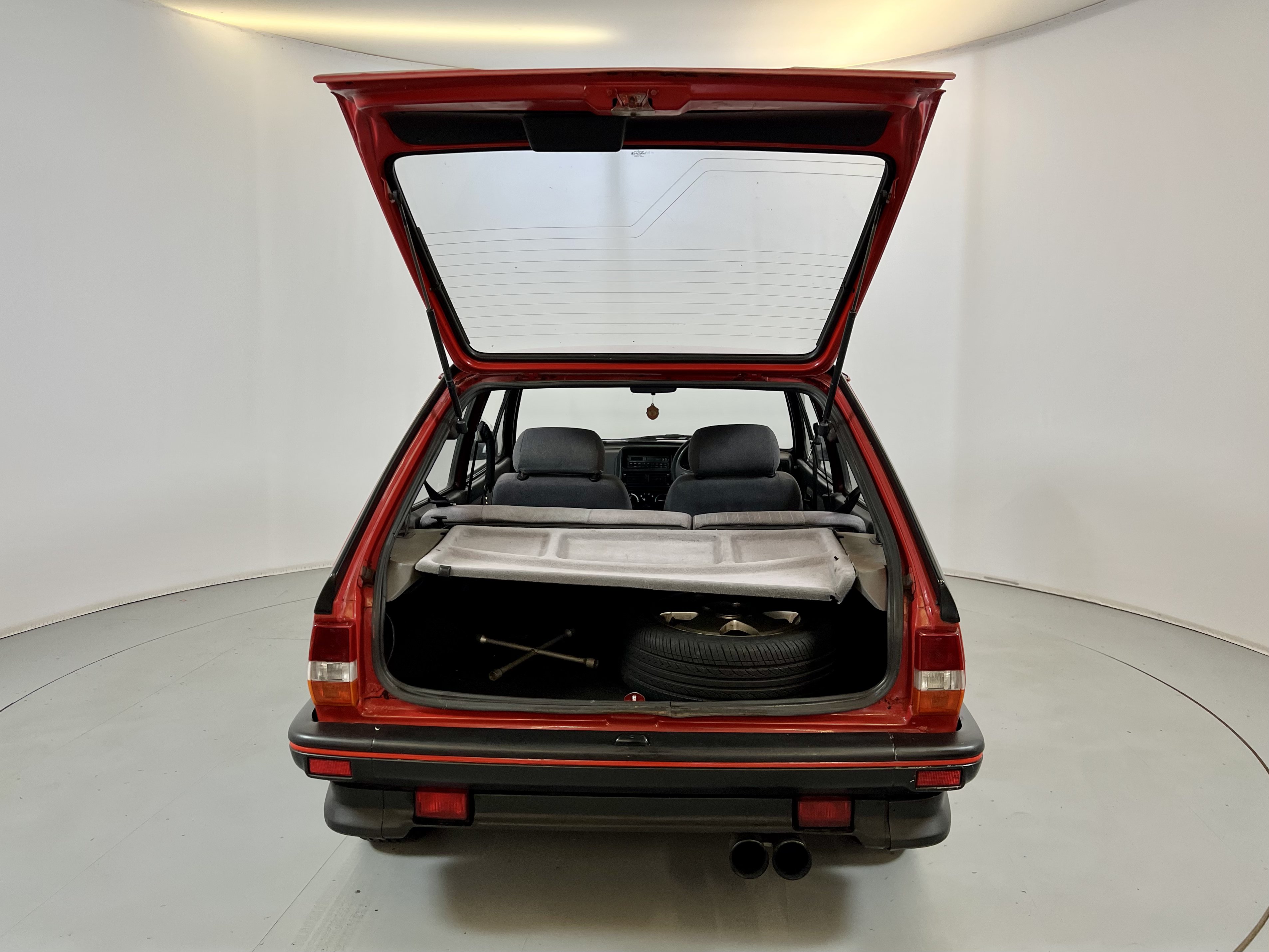 Ford Fiesta XR2 Replica - Image 27 of 30