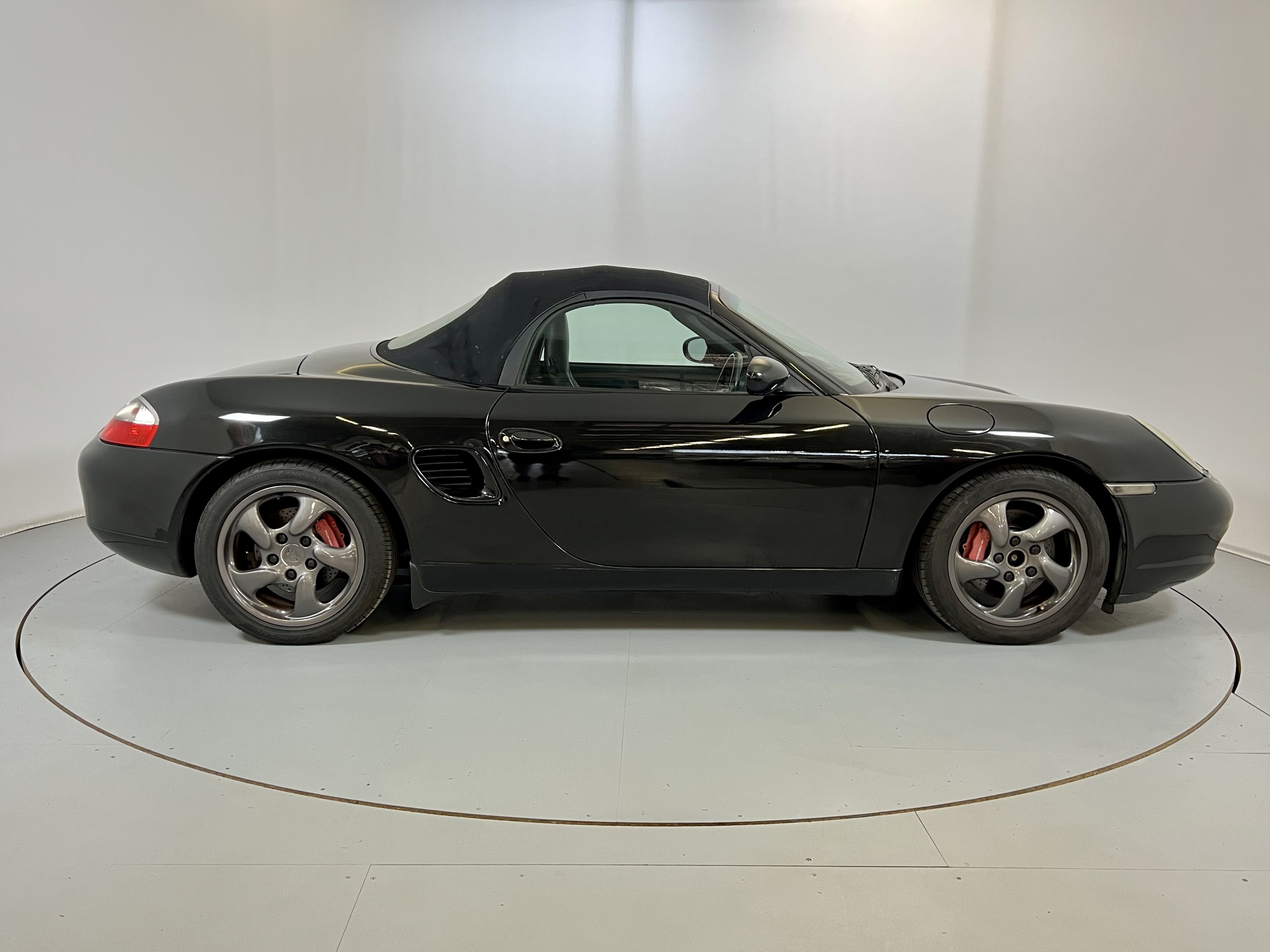 Porsche Boxster - Image 11 of 28