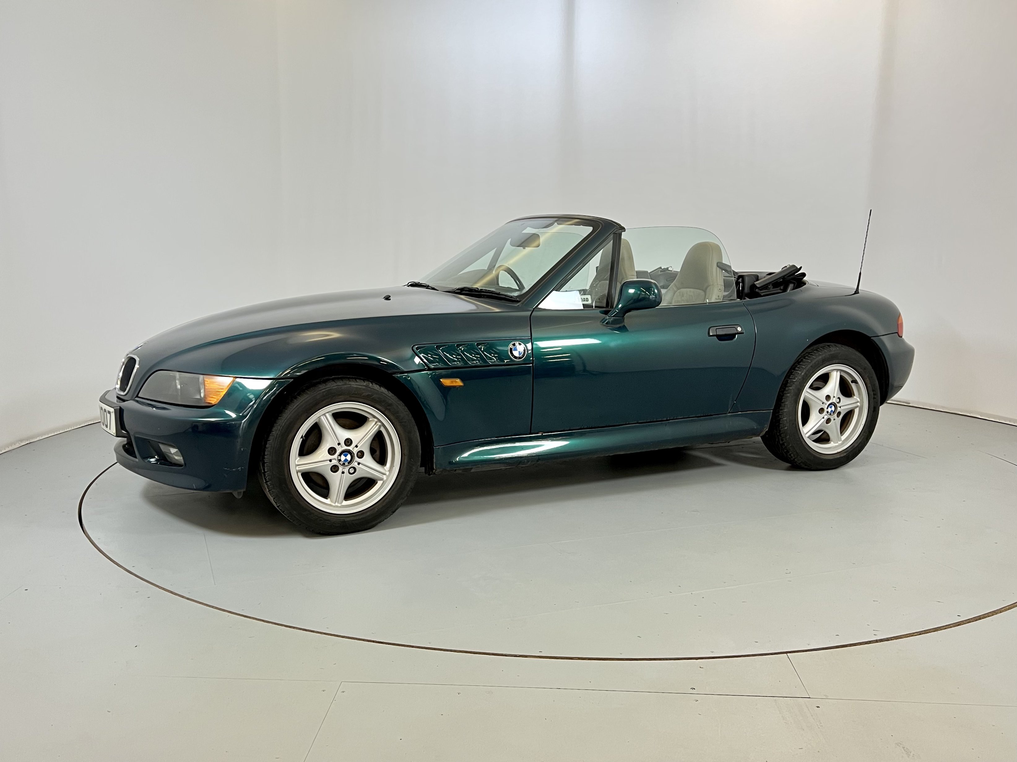 BMW Z3 - Image 4 of 27