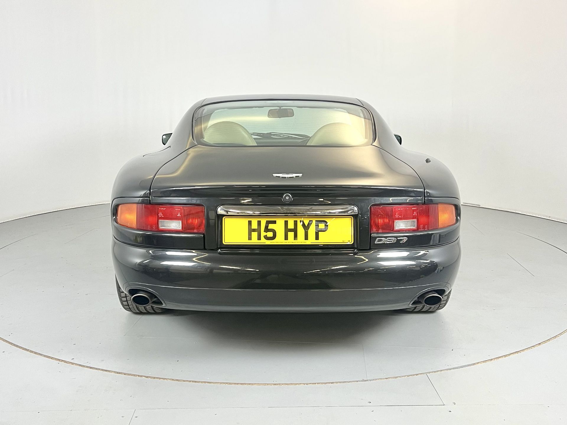 Aston Martin DB7 - Image 8 of 29