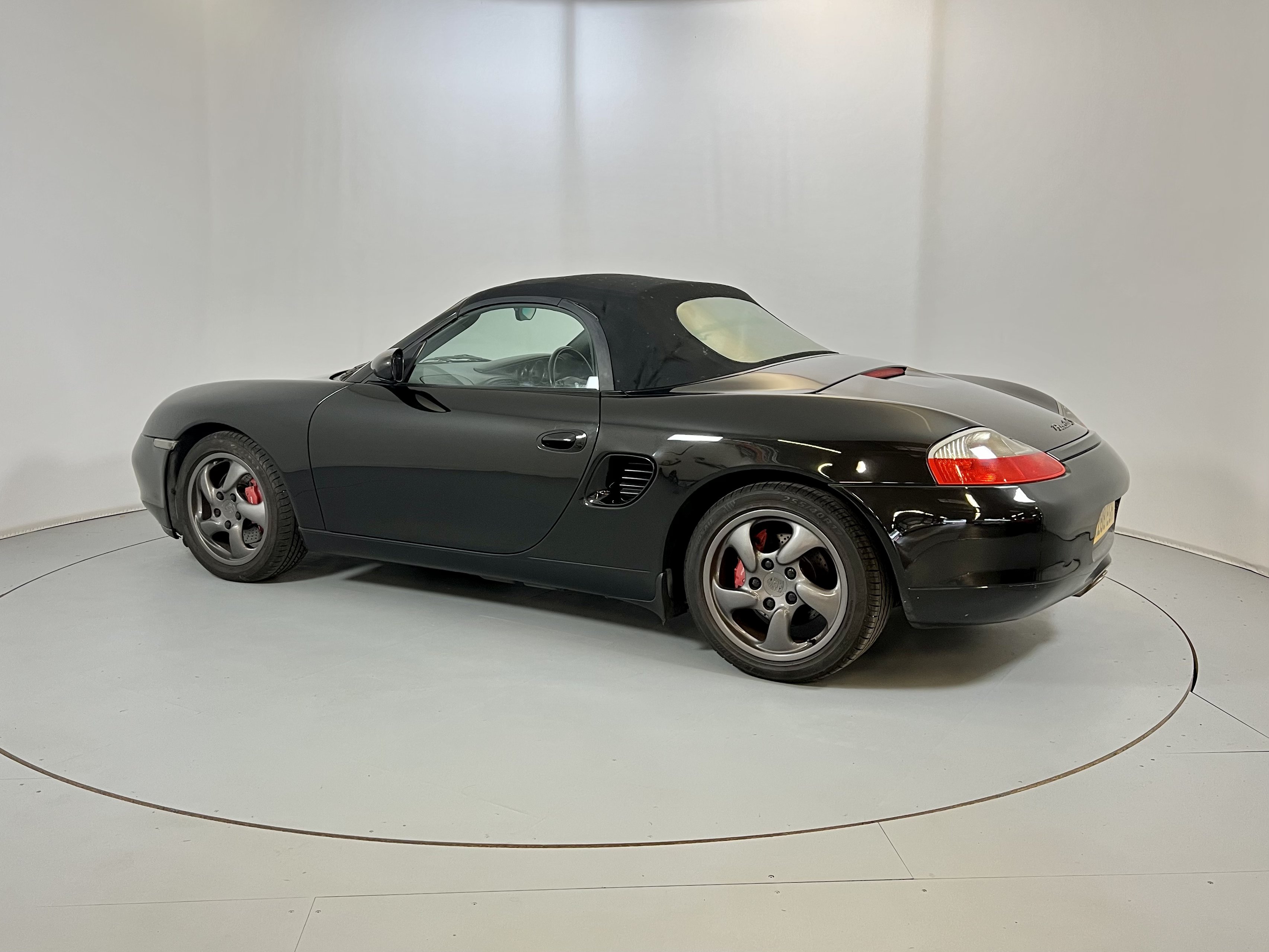 Porsche Boxster - Image 6 of 28