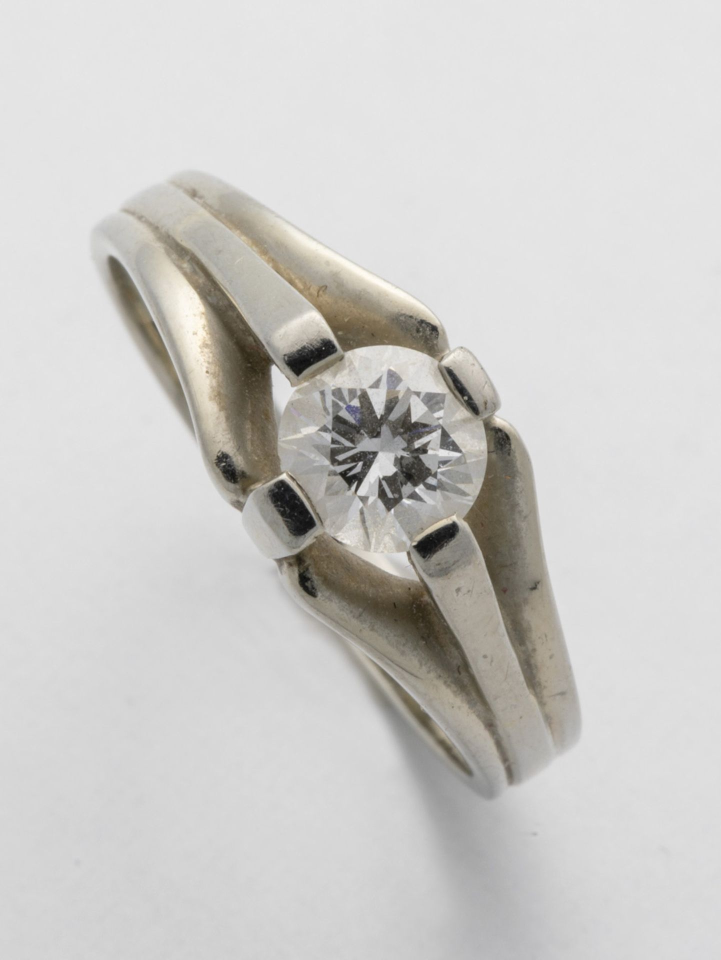 White gold ring with diamond solitaire