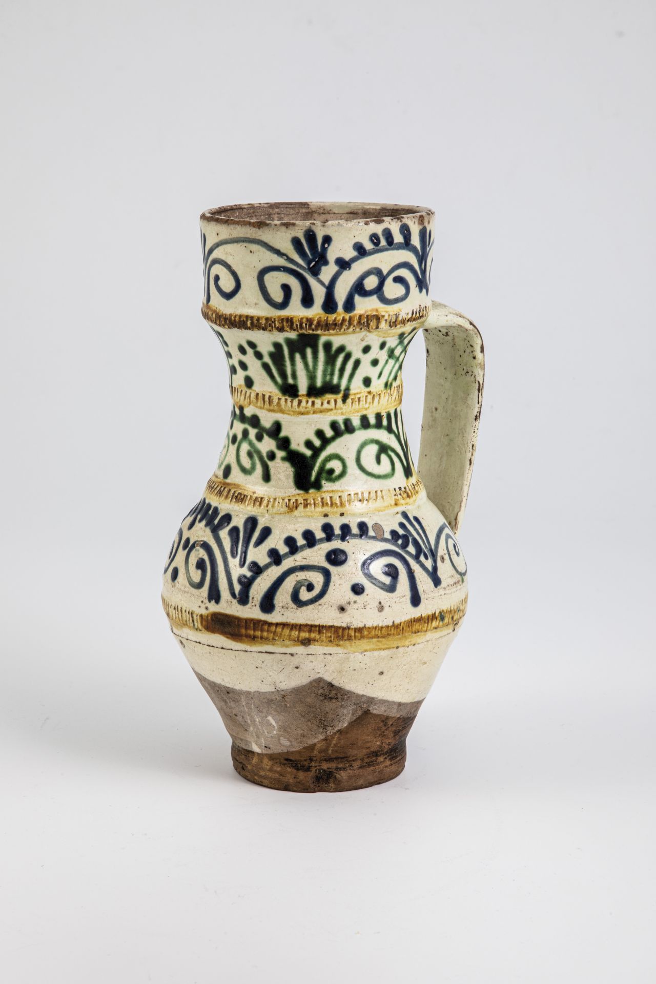 Rare jug with handle