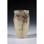 Vase mit Bocksdorn