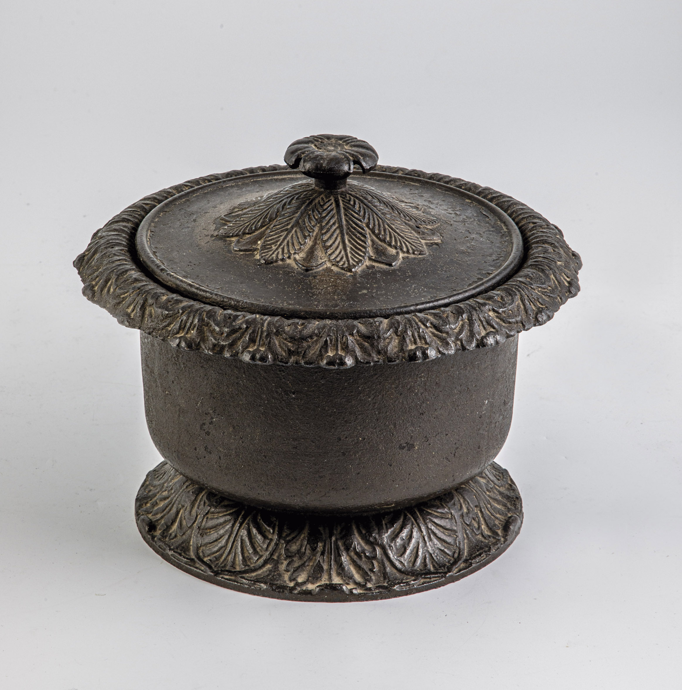 Cover tureen