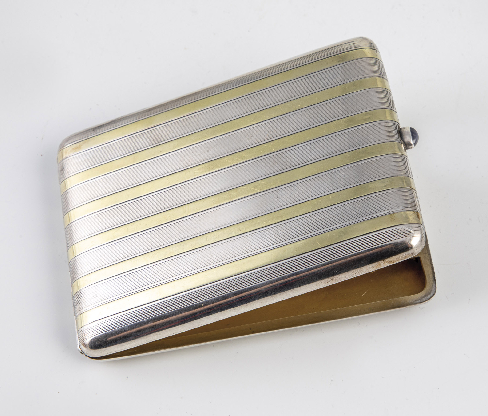 Cigarette case