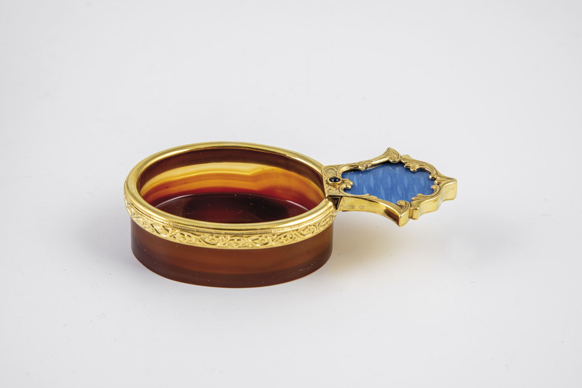 Small agate kovsch with guilloche enamel