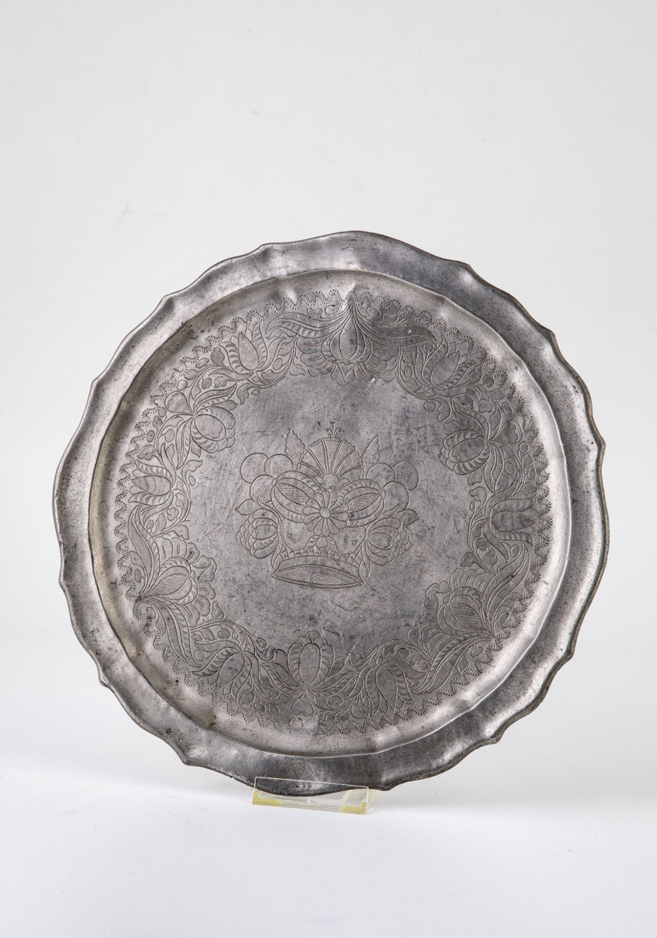 Plate and three plates from pewter - Image 2 of 4