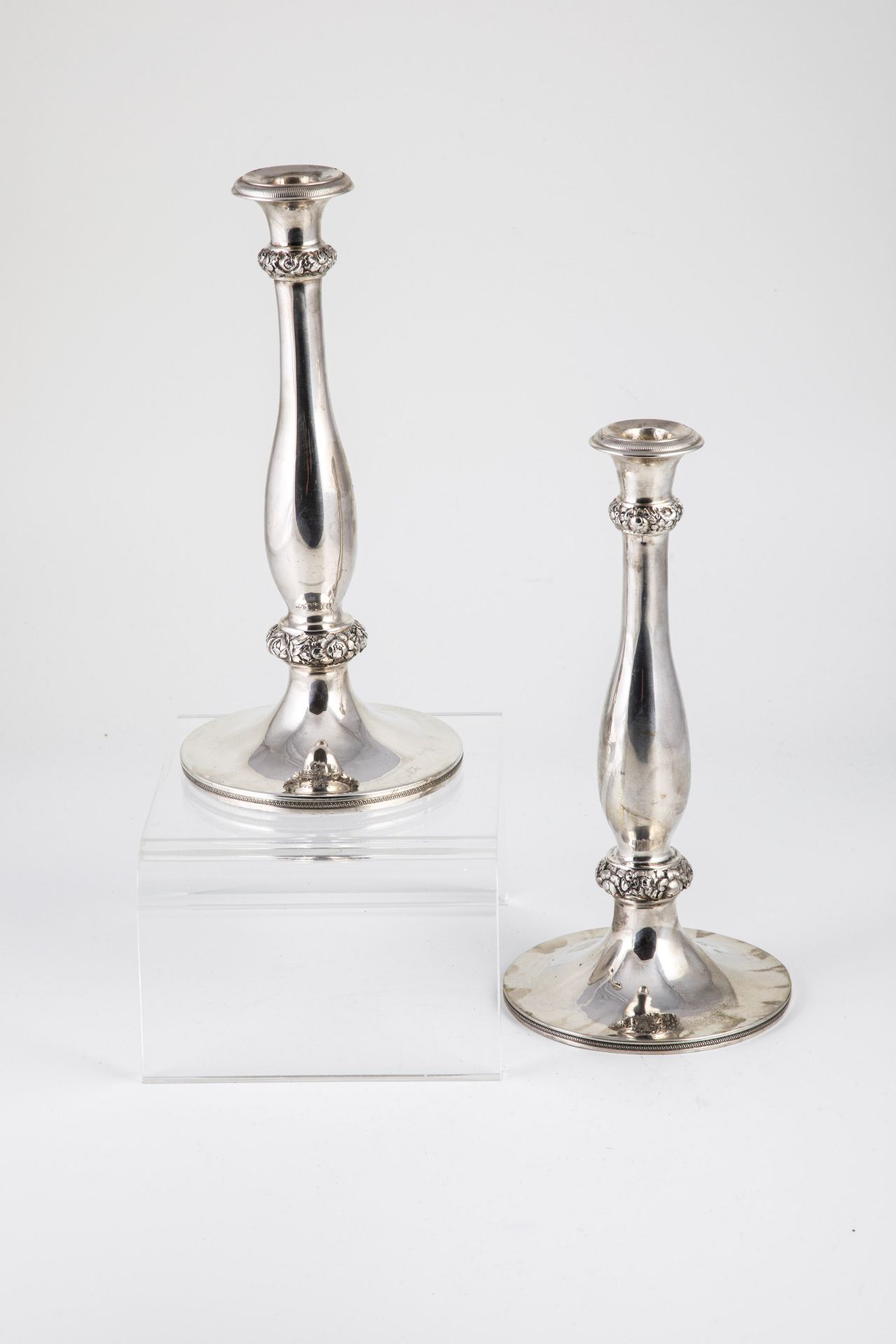 Pair candlesticks