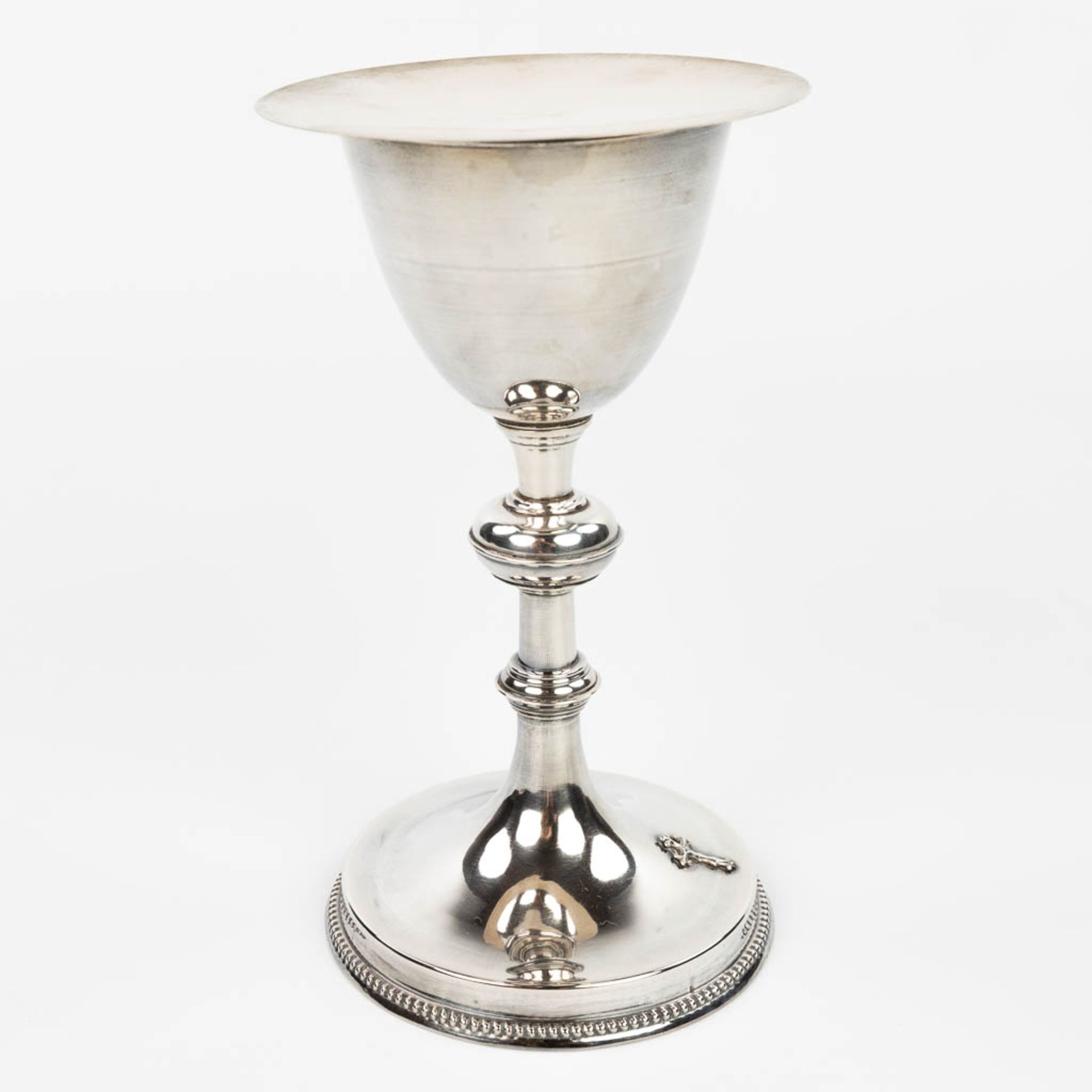 A French gothic revival silver chalice, with a paten and spoon. (H:21cm) - Image 7 of 11