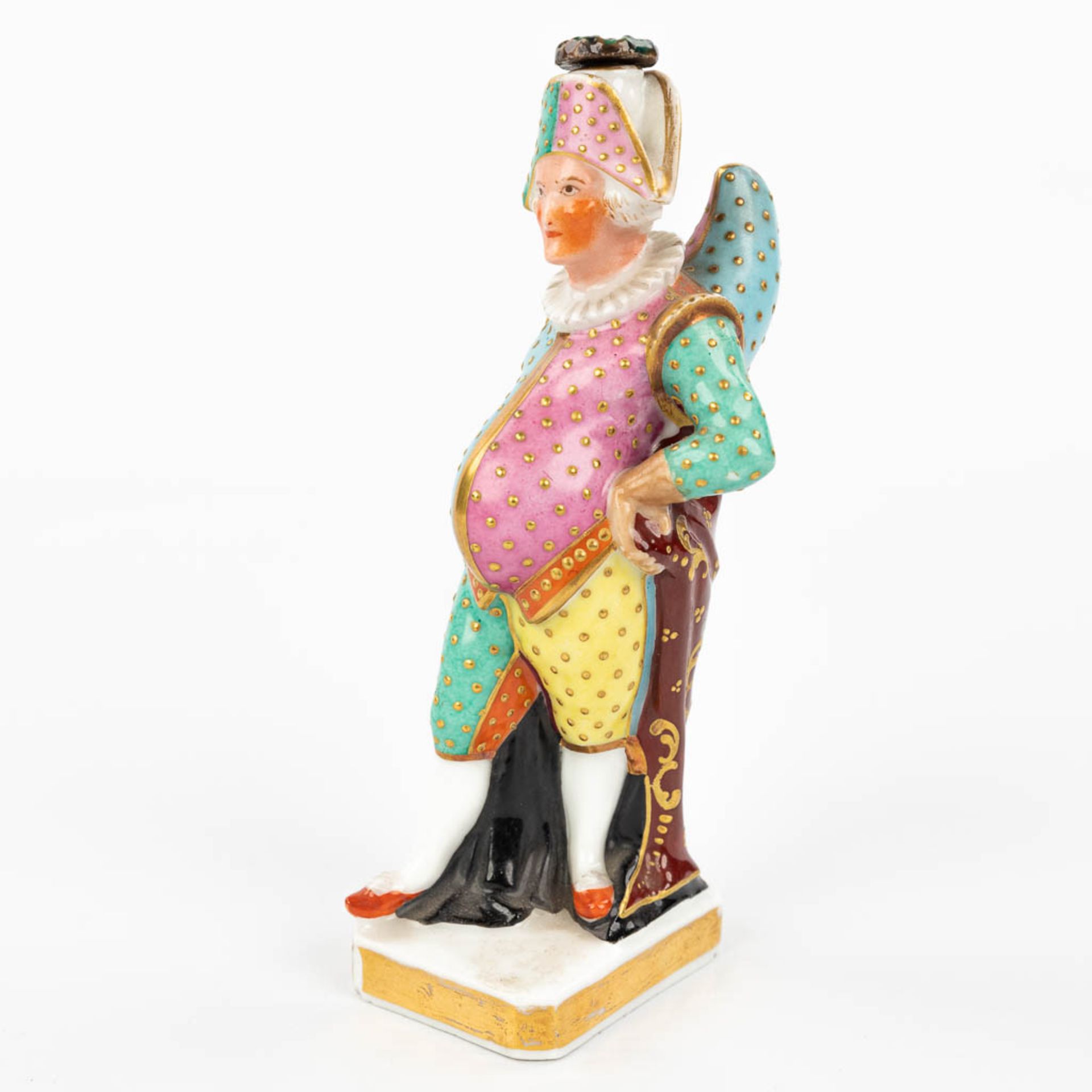 JACOB-PETIT (1796-1868) a perfume bottle in the shape of a harlequin, made of porcelain. (H:15,5cm) - Image 6 of 12