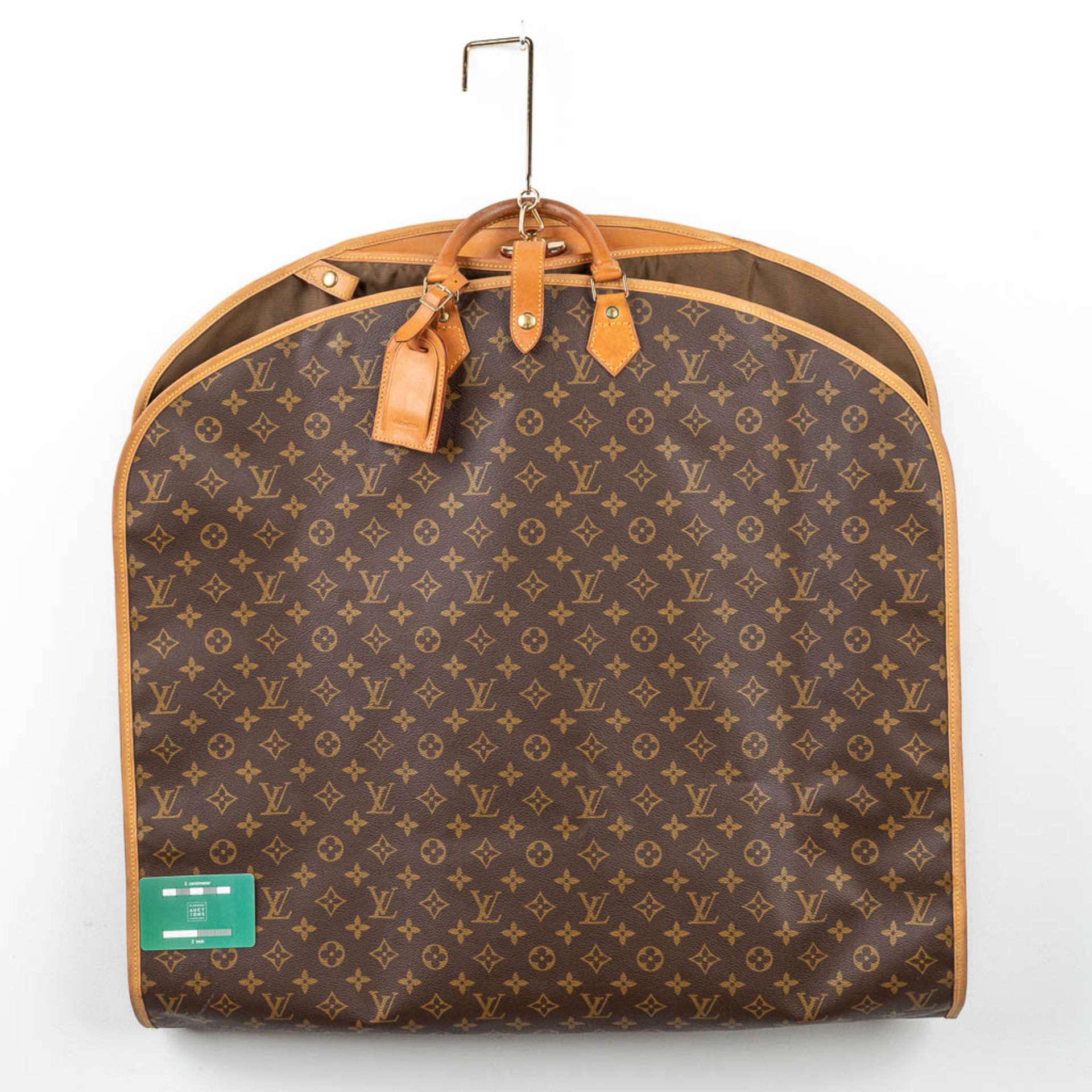 A garment suit traveller's bag made of leather by Louis Vuitton. (H:70cm) - Image 12 of 13