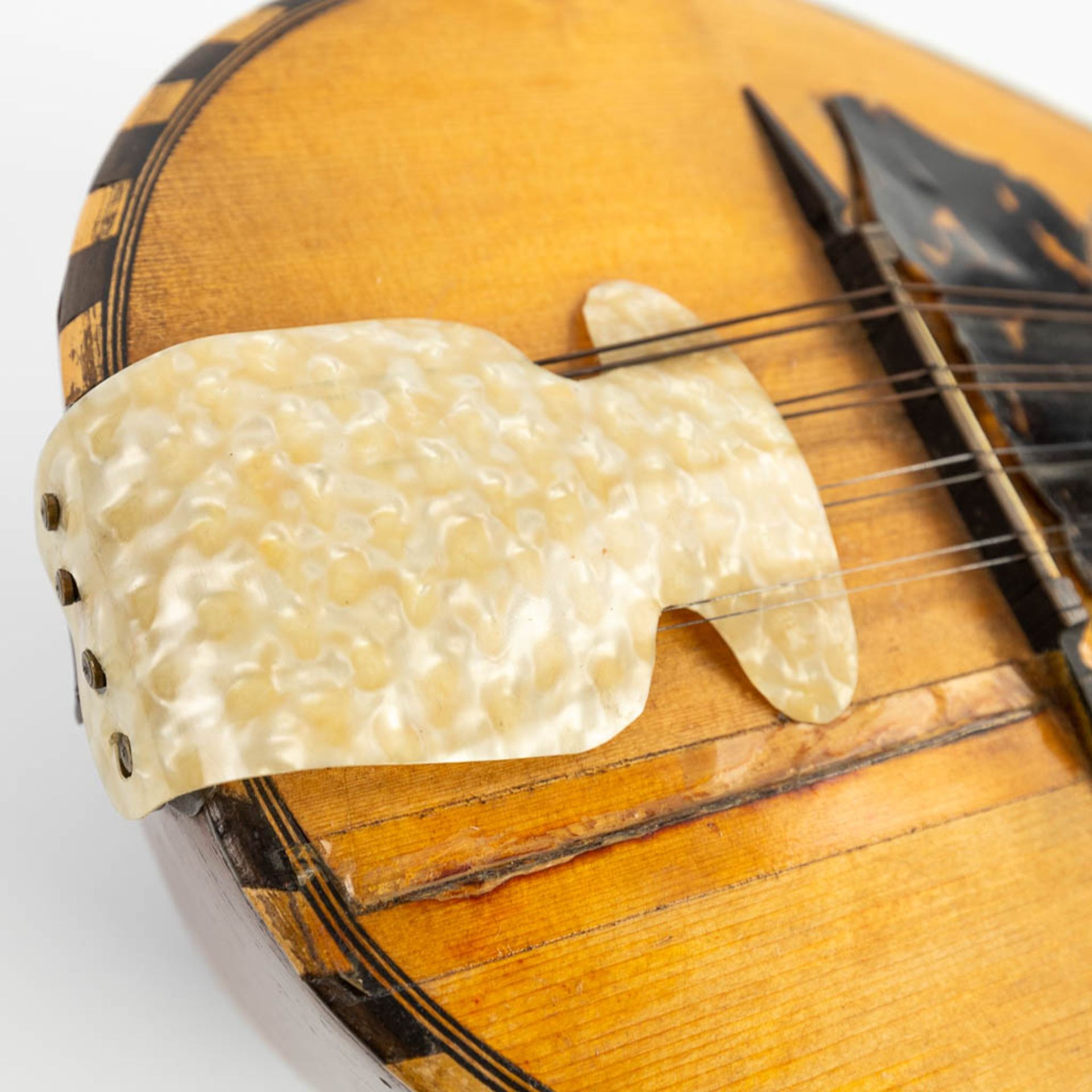 A collection of 3 musical instruments: 2 mandolines and a violin, after a model made by Stradivarius - Image 32 of 56