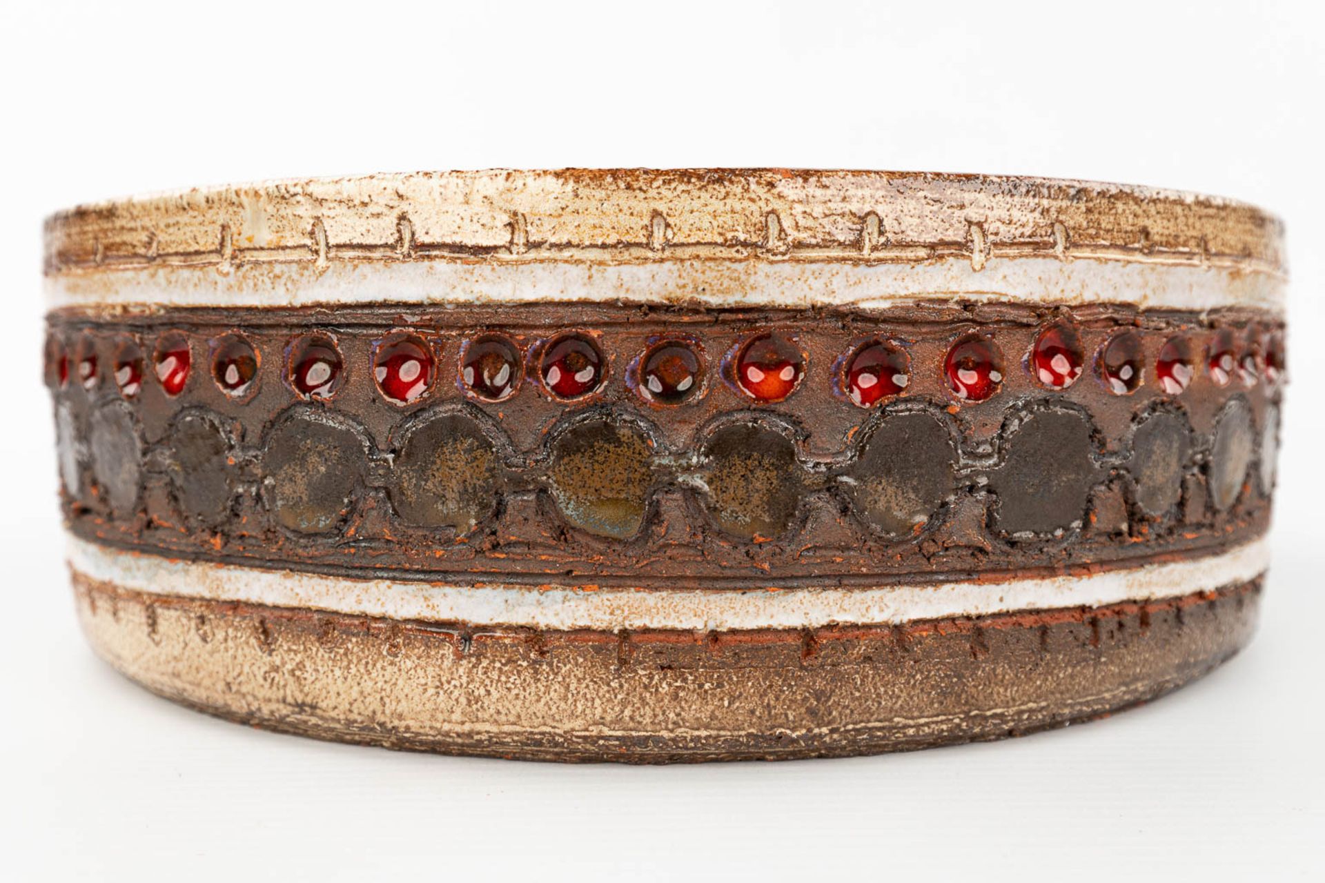 Elisabeth VANDEWEGHE (XX-XXI) A bowl made of glazed ceramics and marked Perignem. (H:9cm) - Image 10 of 10