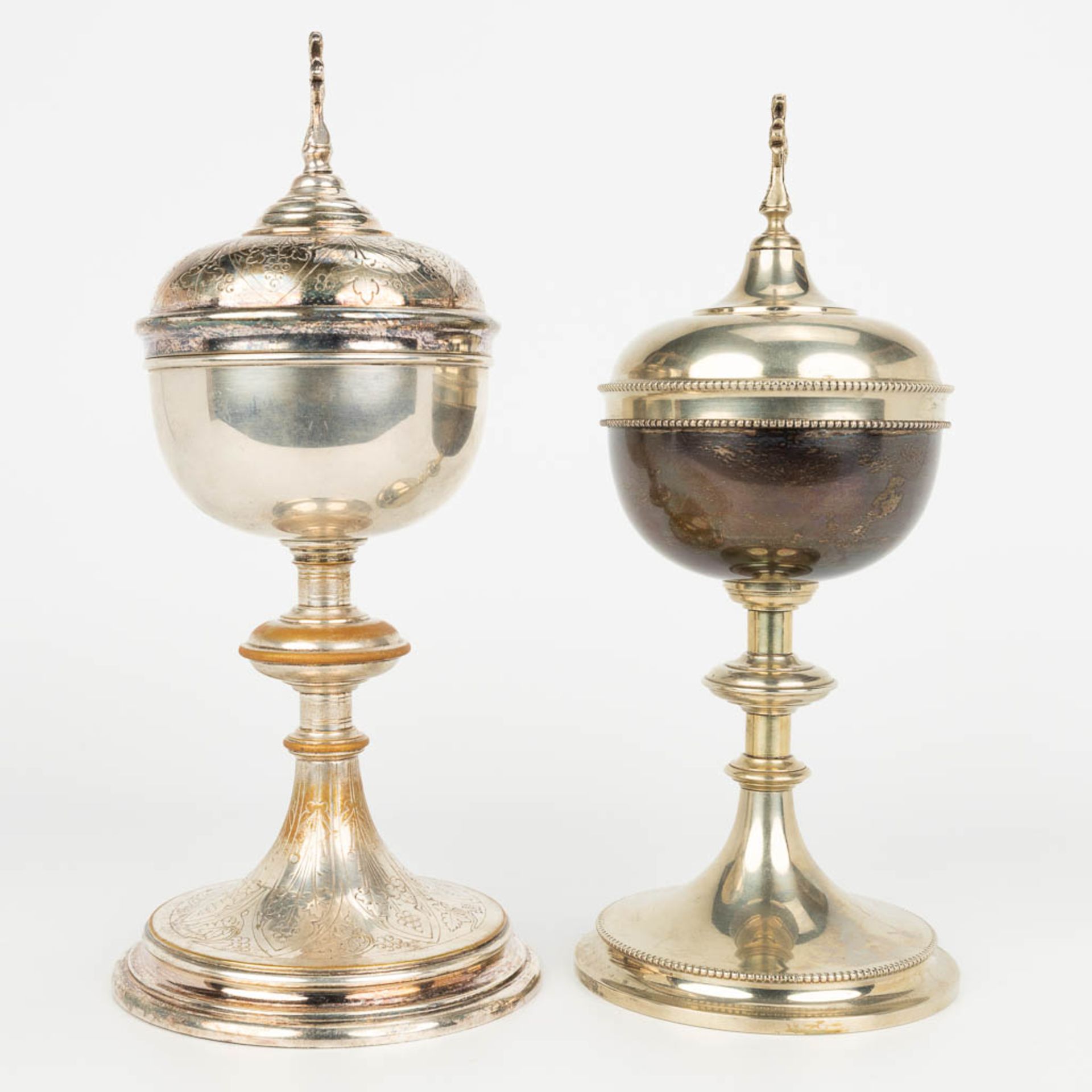 A collection of 2 silver-plated ciboria, gothic revival. (H:28cm) - Image 13 of 13