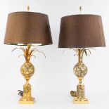 A pair of table lamps in Hollywood Regency style, with balls made of marble. (H:73cm)