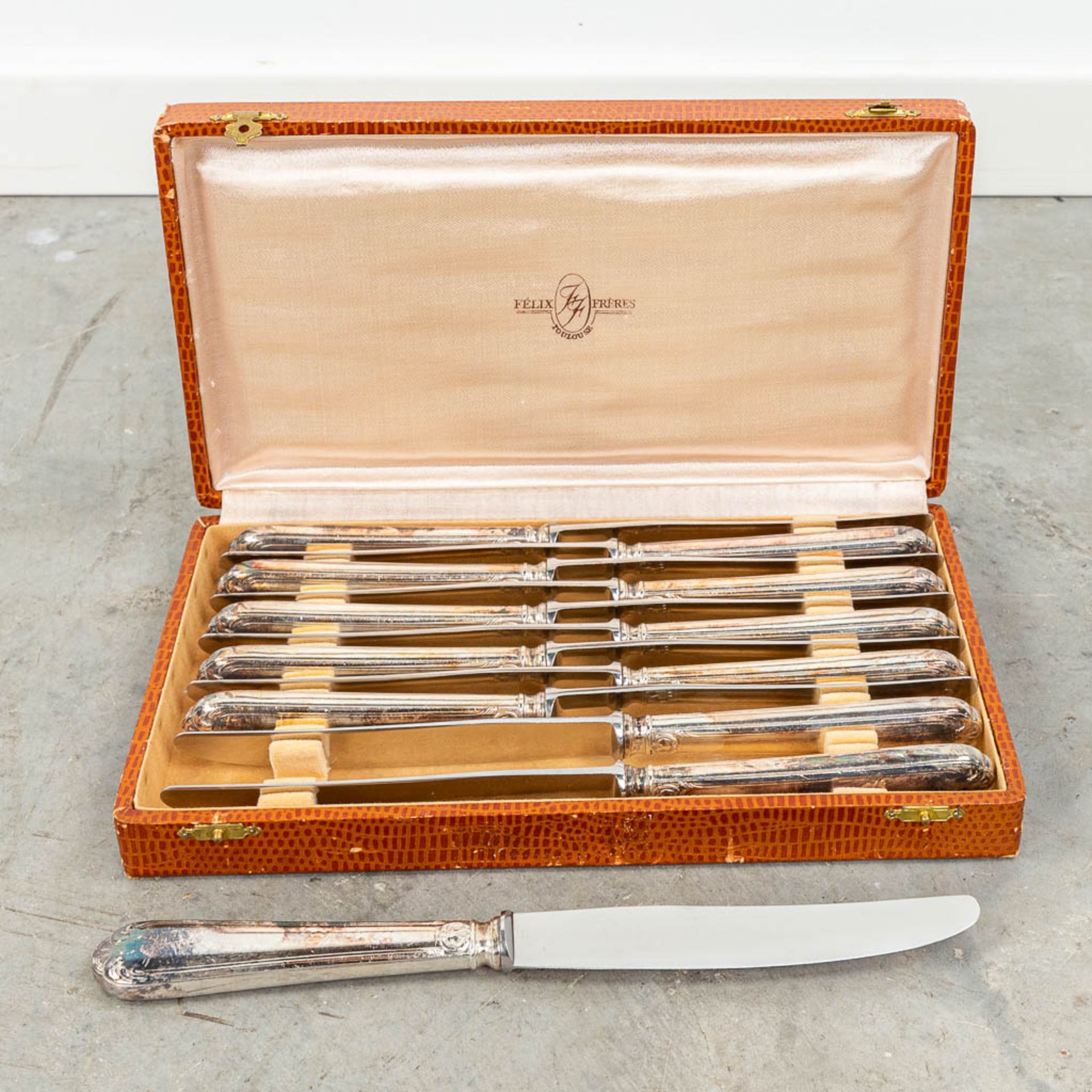 A 24-piece silver-plated cutlery in multiple boxes and marked Felix Frres. - Image 6 of 17