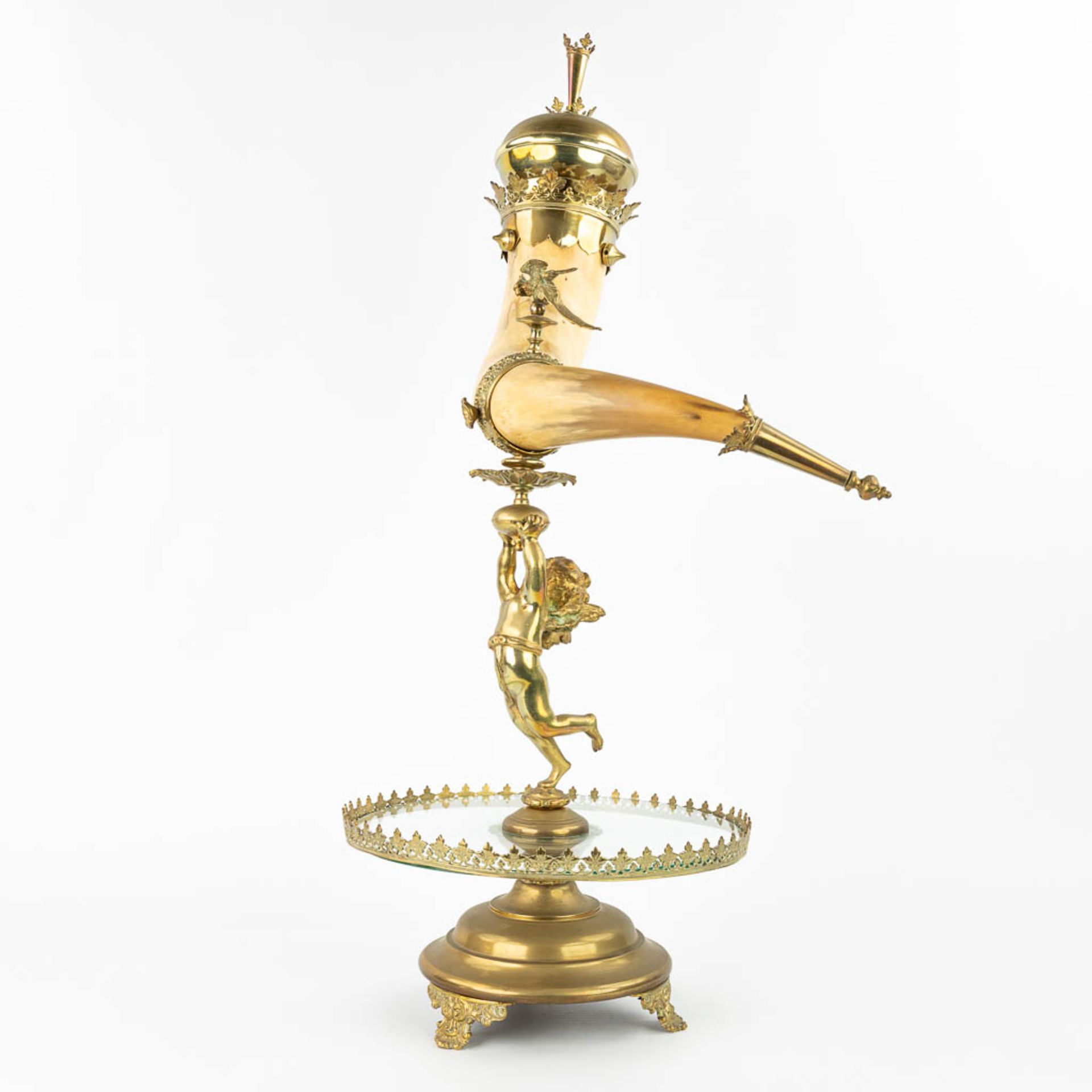 An antique Cornucopia 'The Horn of Plenty' finished with brass. The first half of the 20th century.  - Bild 5 aus 18