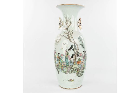 A Chinese vase made of porcelain and decorated with ladies in a garden. (H:57cm) - Image 1 of 11