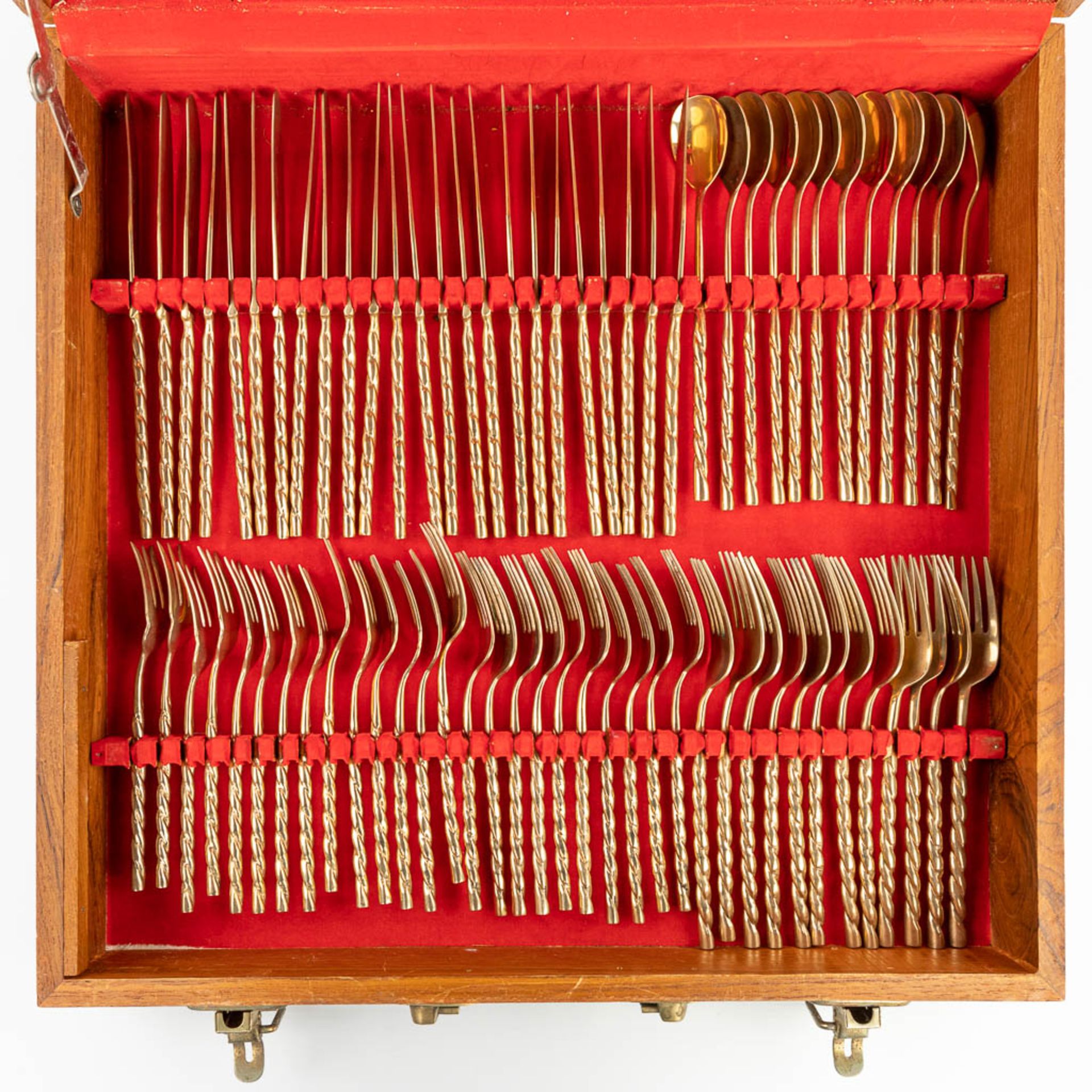 A cutlery case with gold-plated cutlery in a wood box. (H:10cm) - Image 9 of 12