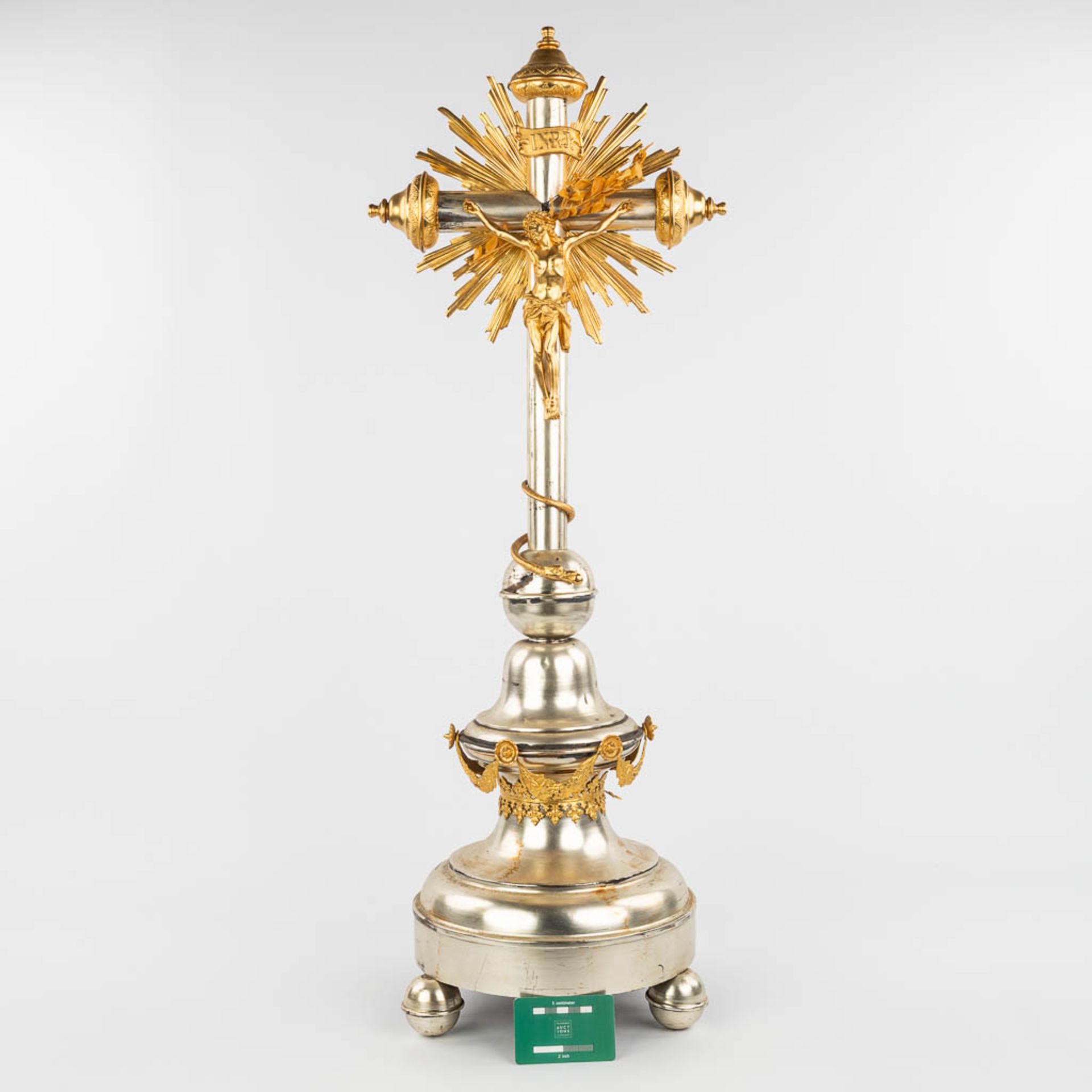 A crucifix made of silver-plated metal and decorated with gilt elements. (H:90cm) - Image 9 of 14