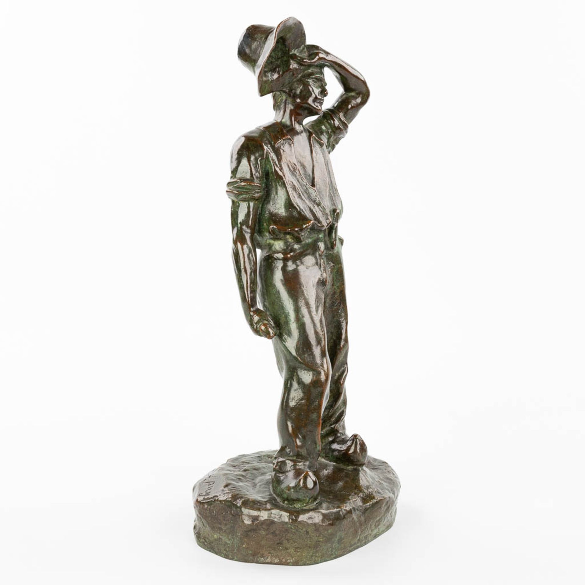 Arthur PUYT (1873-1955) 'Man with the hat', patinated bronze. (H:40cm) - Image 3 of 10