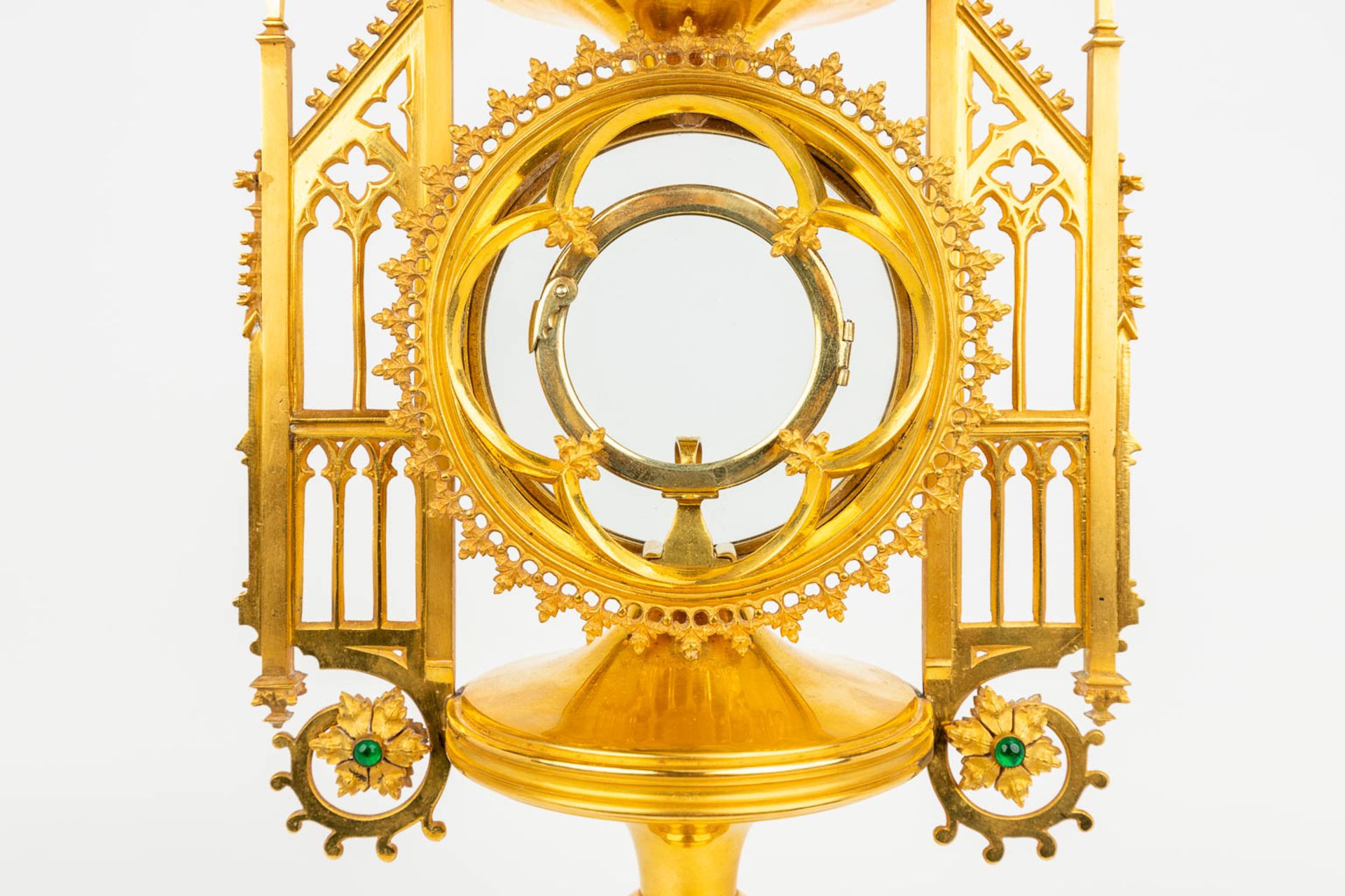 An antique tower monstrance, gothic revival and decorated with cabochons. (H:54,5cm) - Bild 10 aus 14