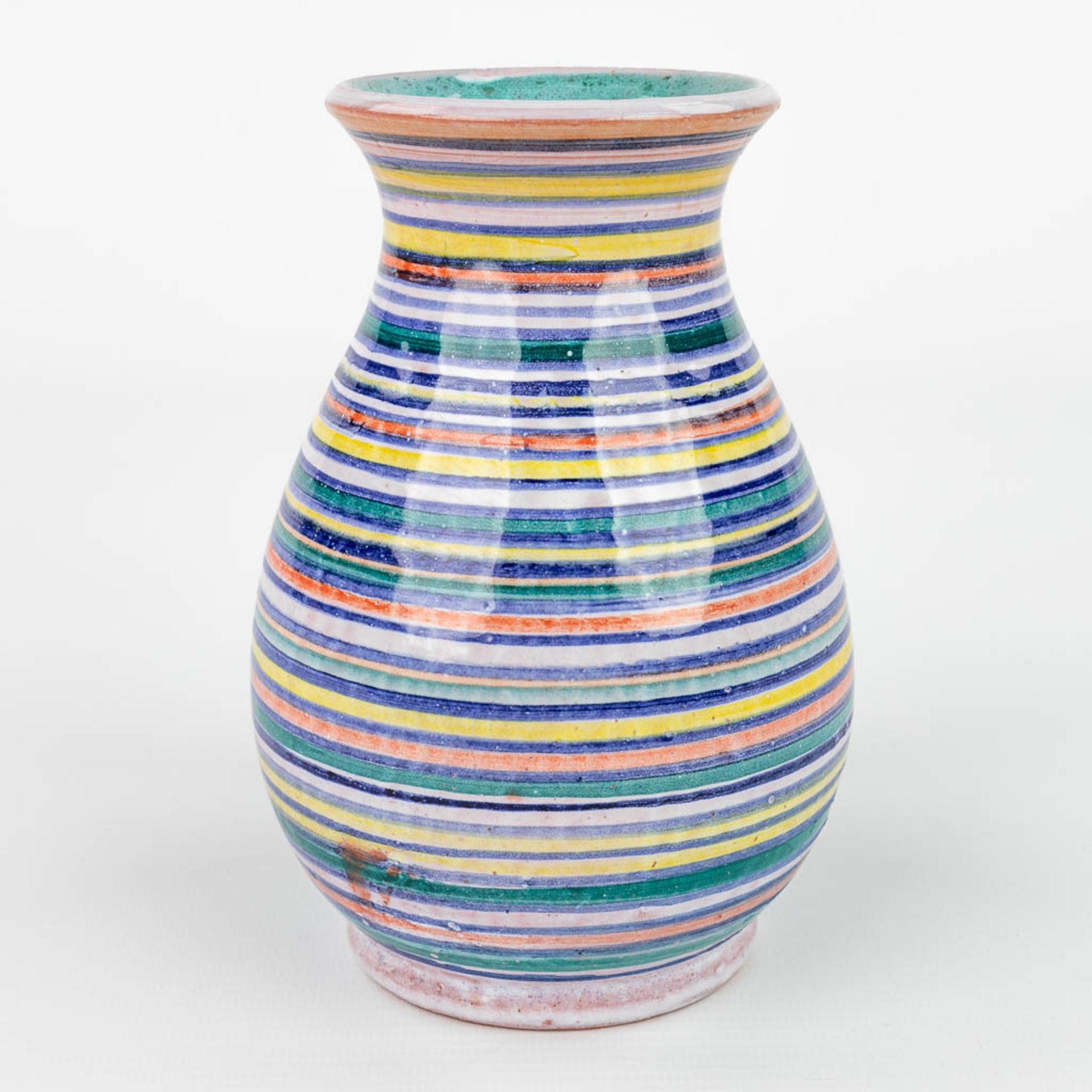 A vase made of glazed ceramics with geometric shapes for Perignem. (H:15,5cm) - Image 5 of 11