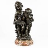 Auguste MOREAU (1834-1917) 'Dénicheur' a patinated bronze statue of 2 kids. (H:65cm)