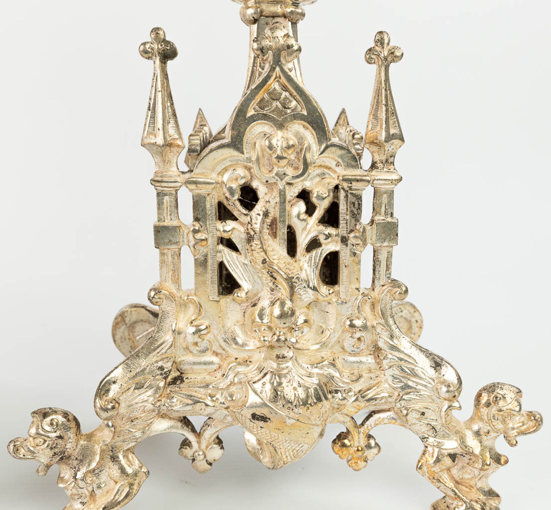 A three-piece garniture clock with candelabra, made of silver-plated bronze in gothic revival style. - Image 11 of 18