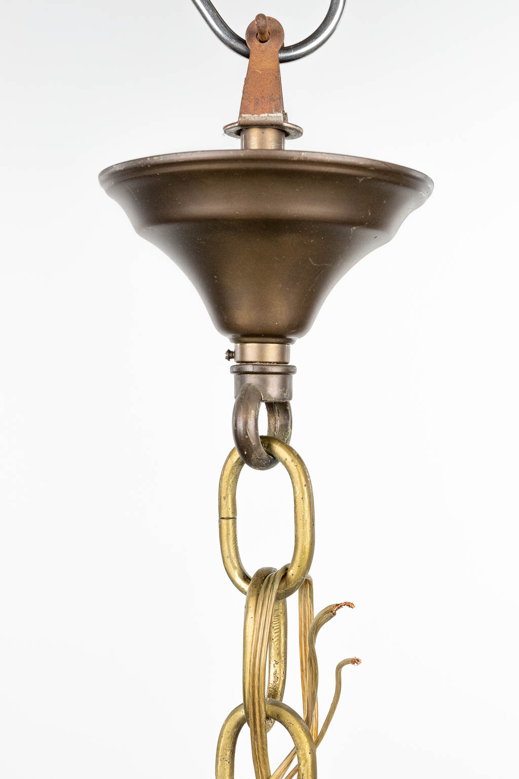 A chandelier in Flemish style and made of bronze by Brondel in Bruges. (H:47cm) - Image 9 of 9