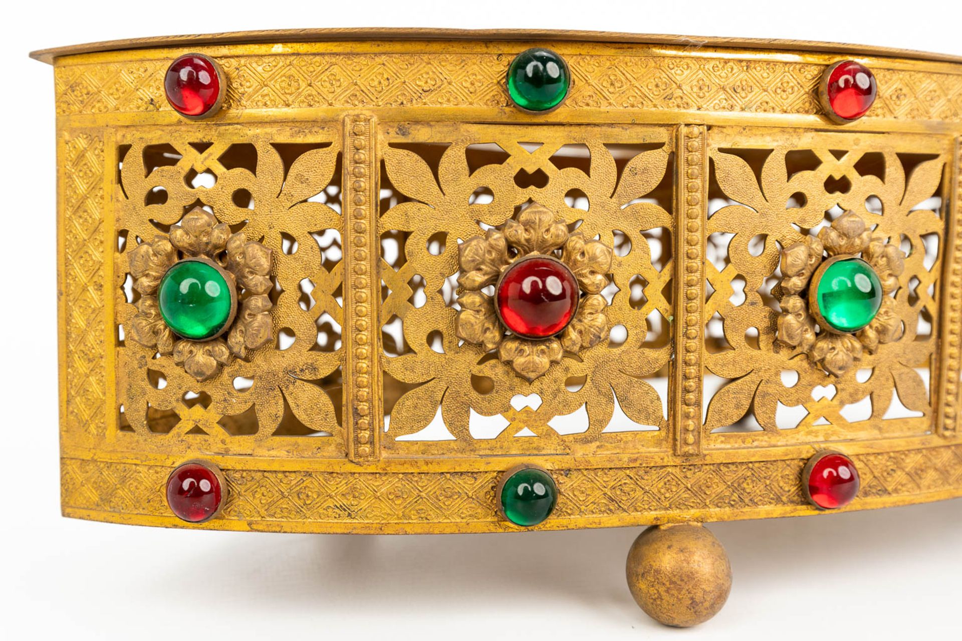 A neogothic base made of brass and decorated with cloisonné enamel and cabochons. (H:11cm) - Image 10 of 11