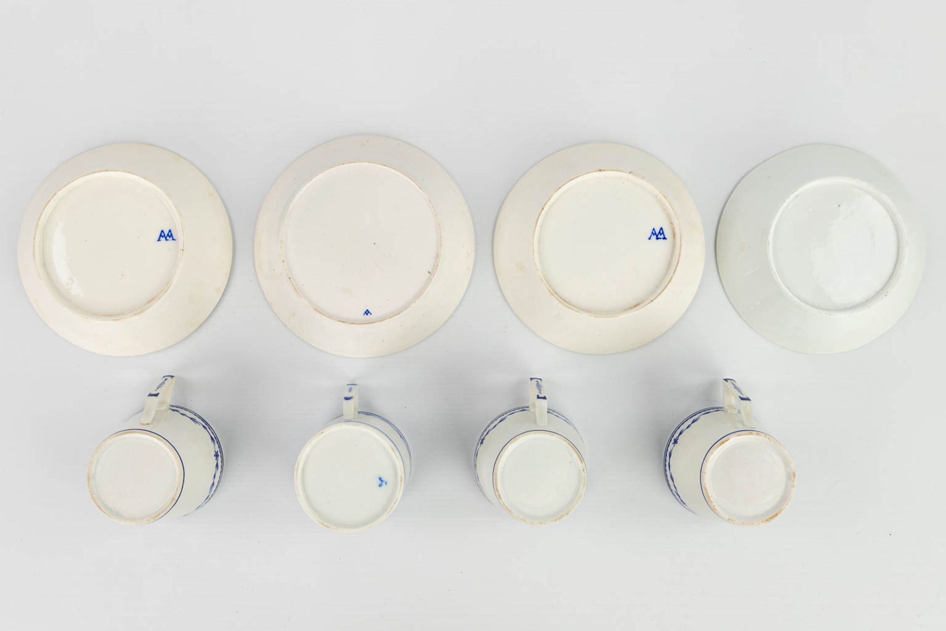 A collection of 3 plates, 4 cups and saucers made in Doornik. The first half of the 19th century. - Image 8 of 12