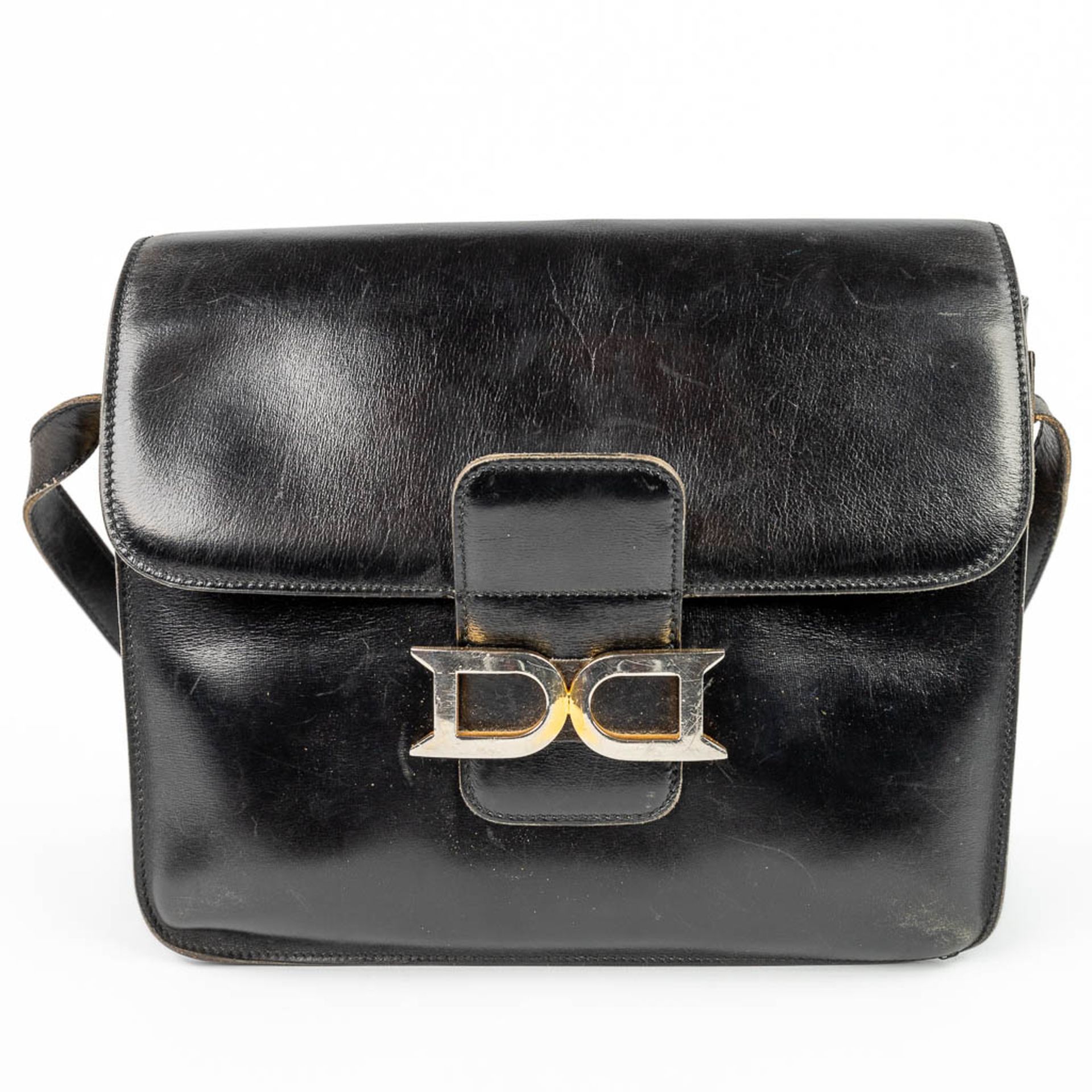 A purse made of black leather and marked Delvaux. (H:21cm) - Image 7 of 11