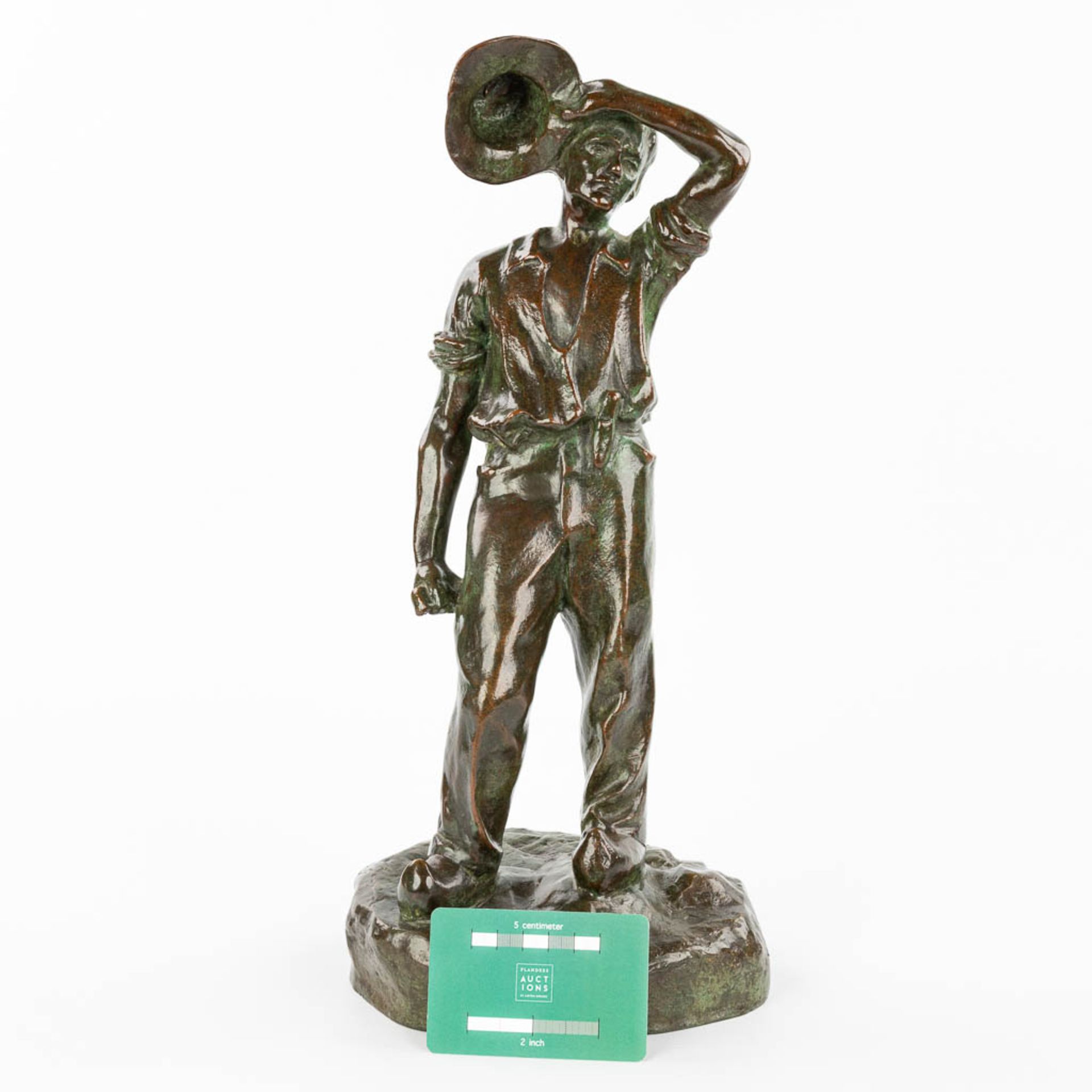 Arthur PUYT (1873-1955) 'Man with the hat', patinated bronze. (H:40cm) - Image 4 of 10