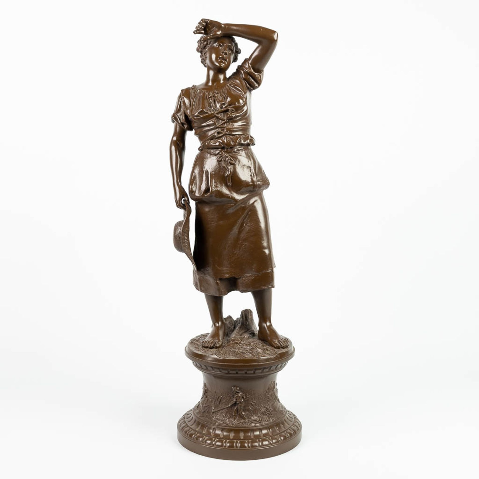 A statue of a lady, made of spelter. 20th century. (H:79cm) - Image 5 of 15