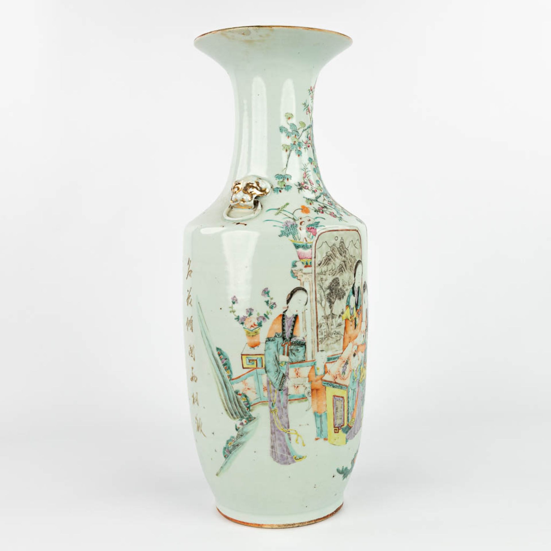 A Chinese vase made of porcelain decorated with ladies at a table. (H:57,5cm) - Image 8 of 14