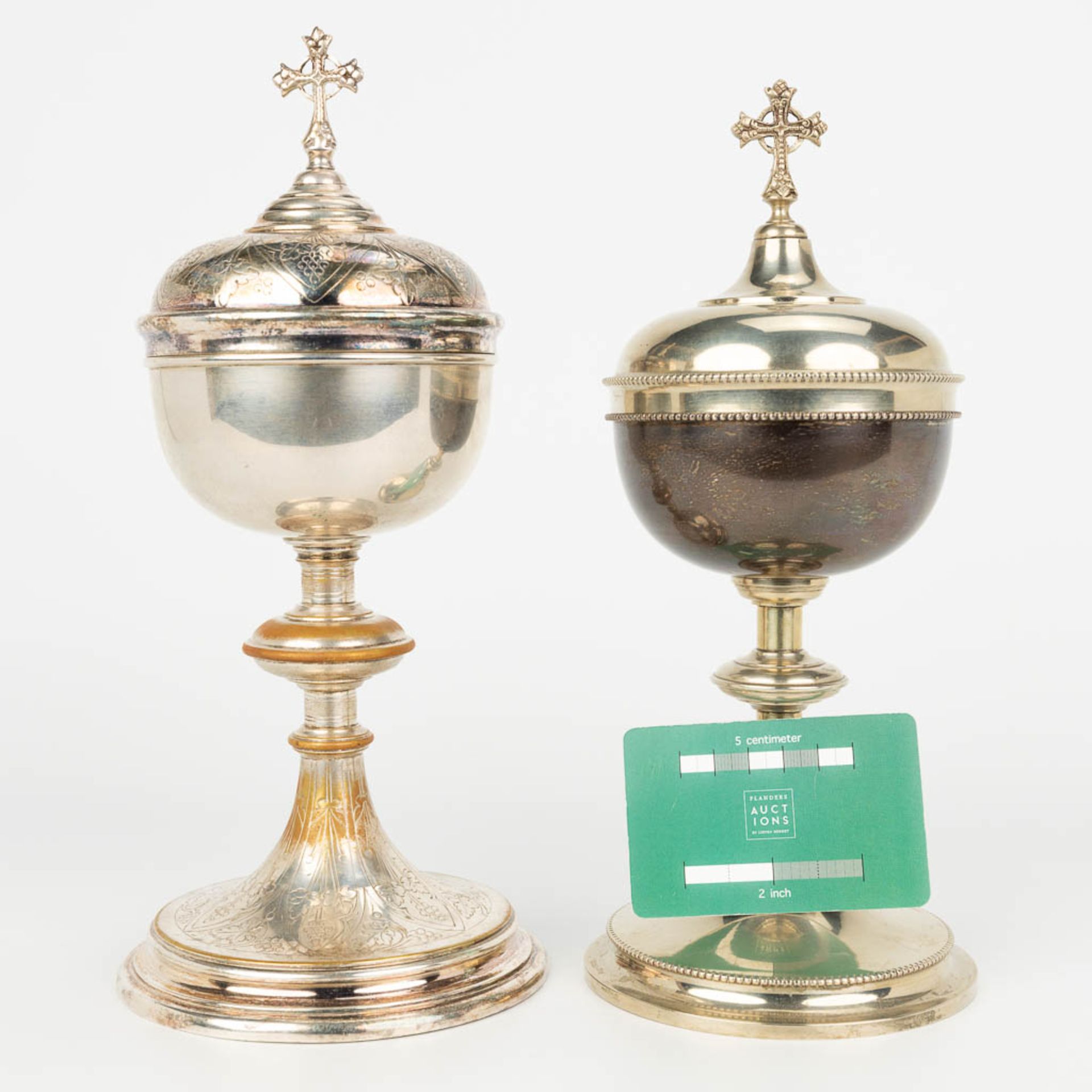 A collection of 2 silver-plated ciboria, gothic revival. (H:28cm) - Image 3 of 13