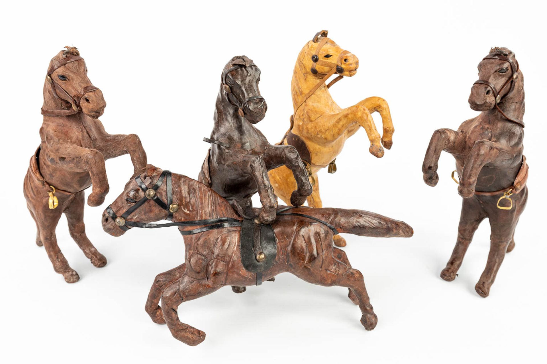 A collection of 15 horses made of Papier MachŽ and finished with leather. (H:30cm) - Image 7 of 11