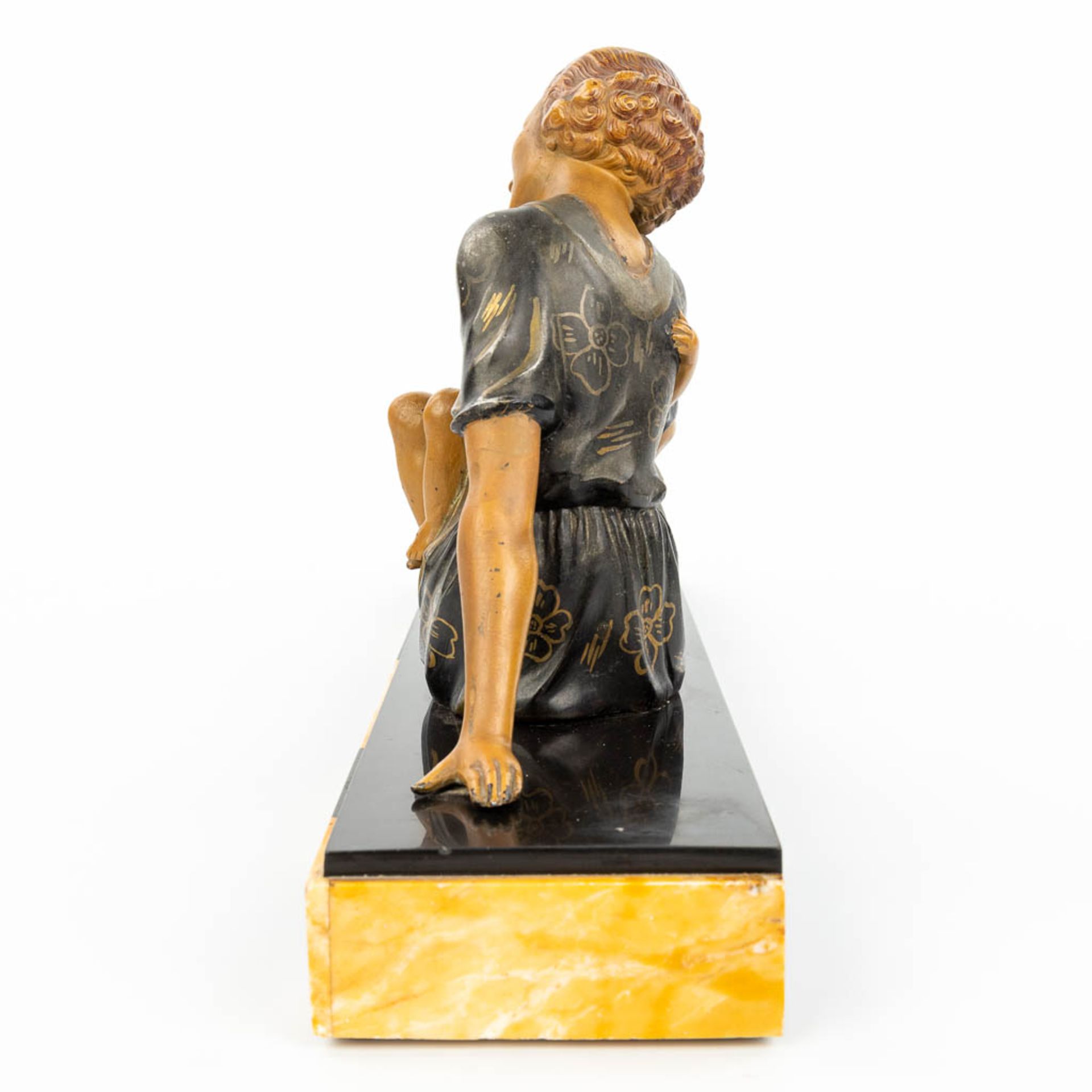 An art deco style statue of a woman with child and her dog, made of spelter and mounted on a marble - Image 10 of 12