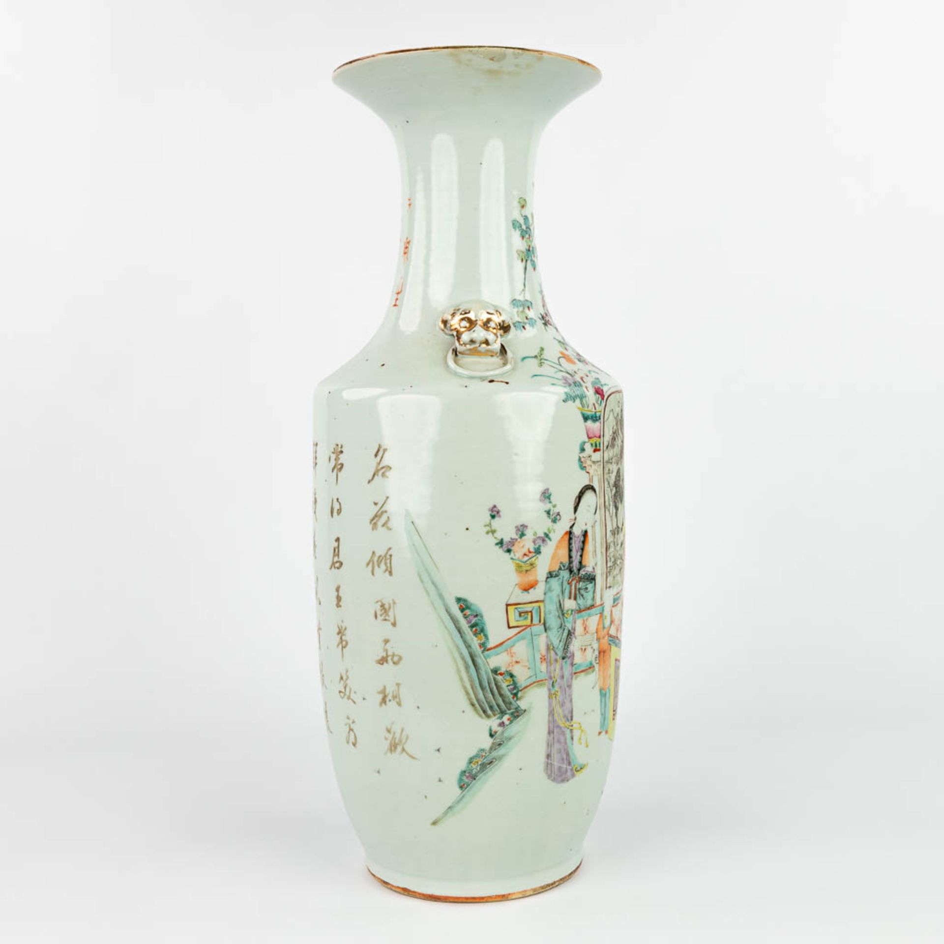 A Chinese vase made of porcelain decorated with ladies at a table. (H:57,5cm) - Image 10 of 14
