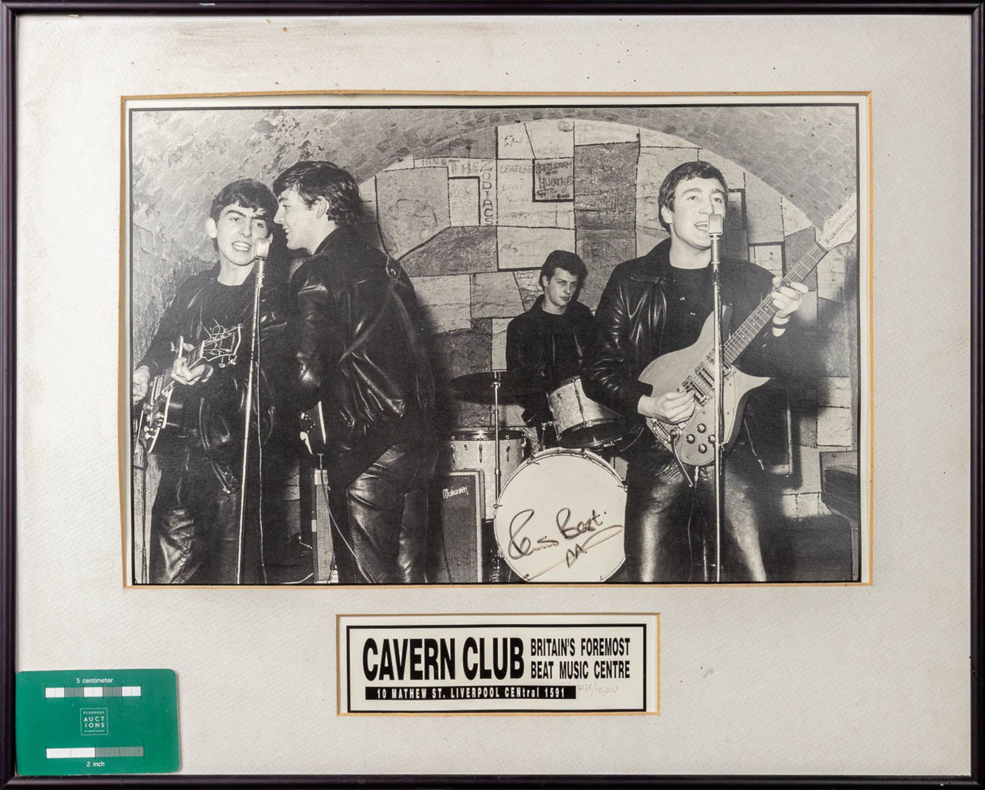 A signed photograph by Pete Best, the first drummer of The Beatles, and photographed by Richard Matt - Bild 5 aus 10