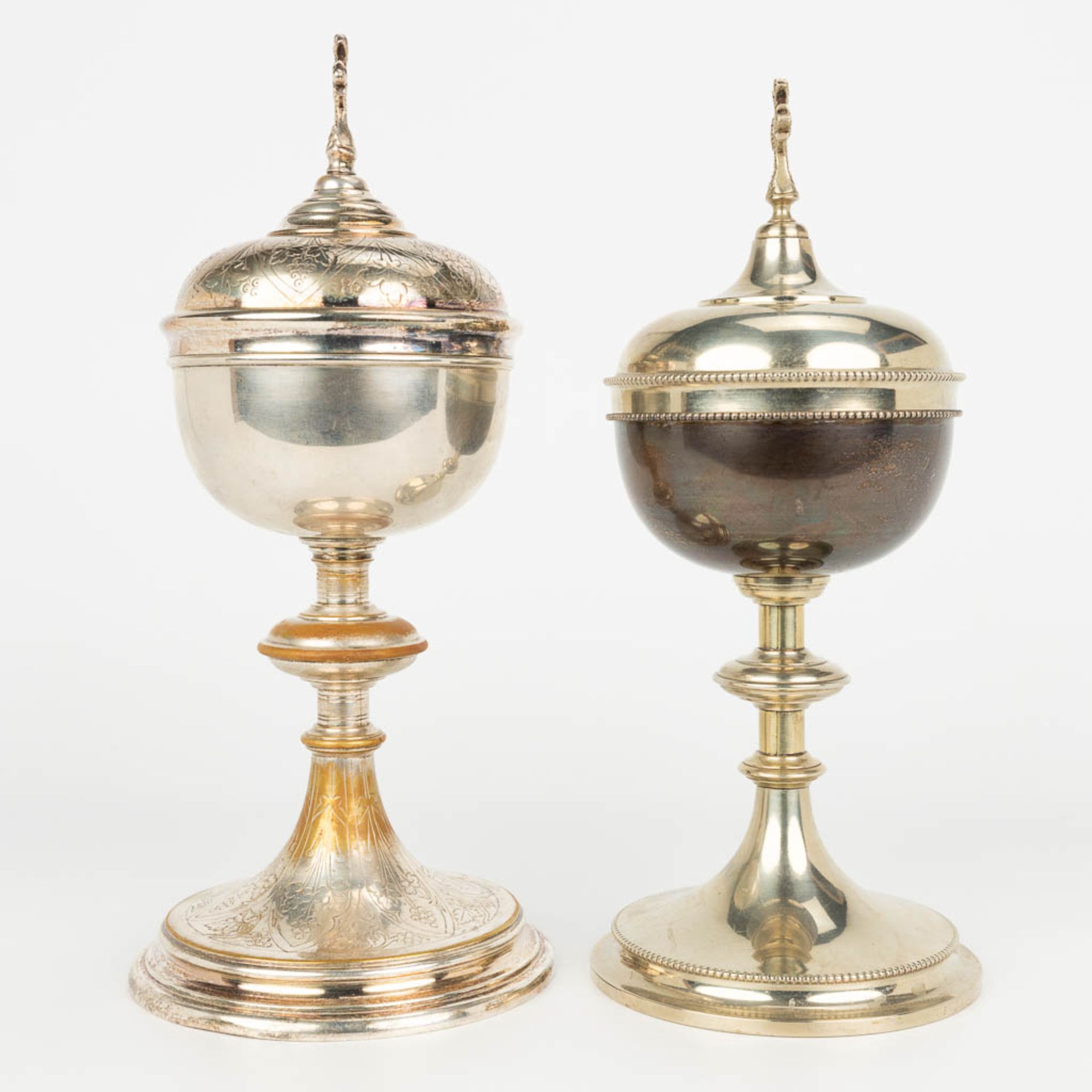 A collection of 2 silver-plated ciboria, gothic revival. (H:28cm) - Image 2 of 13